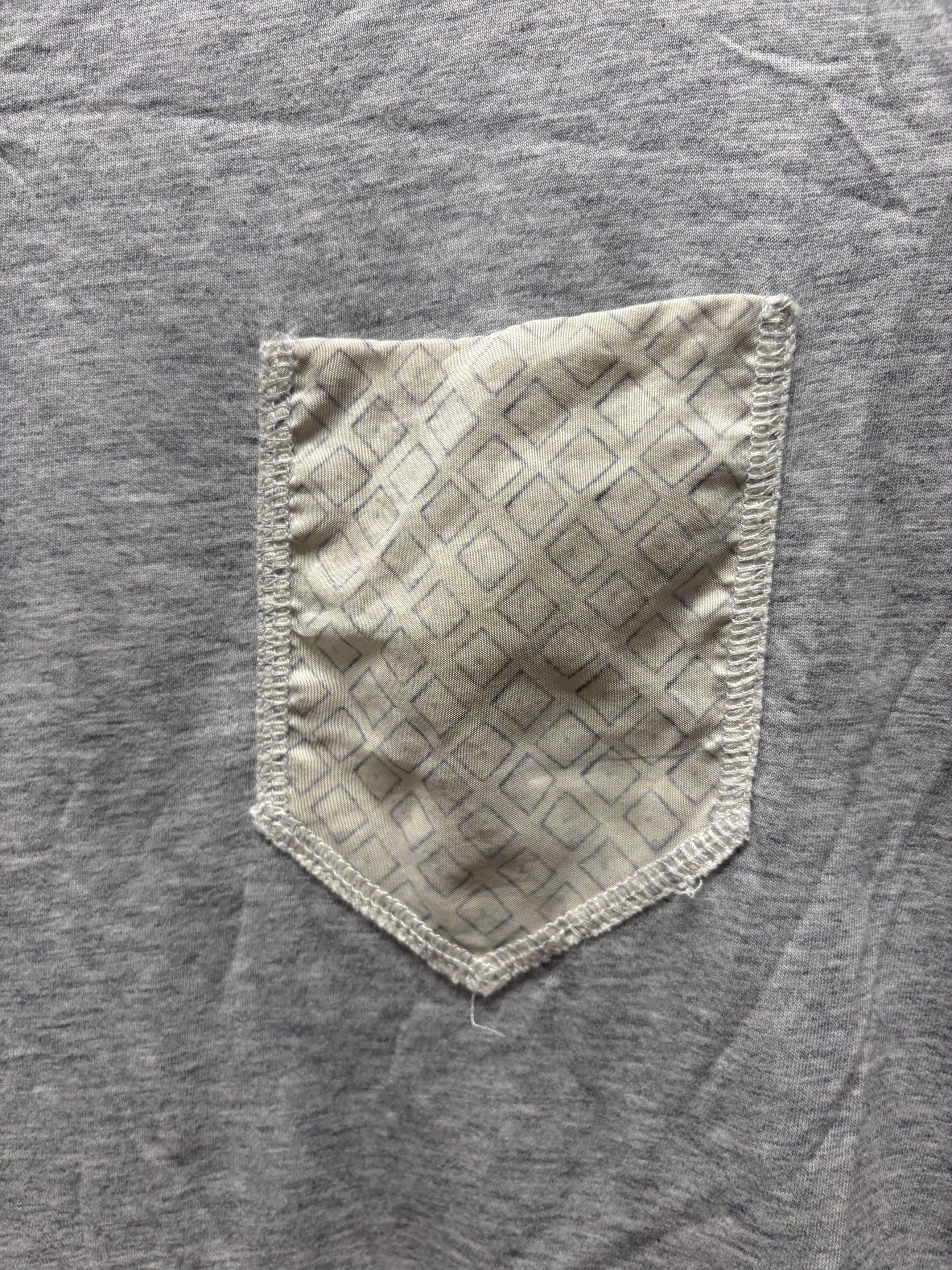 Maison Margiela 2017 Maison Margiela ‘Diamond Print’ Pocket Grey Cotton T-Shirt Size US L / EU 52-54 / 3 - 2 Thumbnail