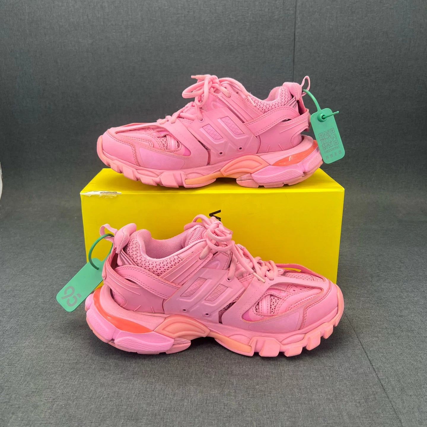 Balenciaga Balenciaga Women's Track Pink 38 Like New Size US 7 / IT 37 - 3 Thumbnail