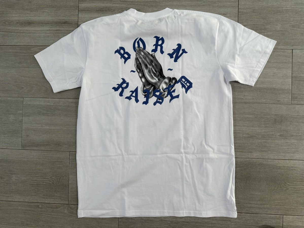 Born X Raised BORN X RAISED Praying Hands Rocker Tee White Blue Size XL Size US XL / EU 56 / 4 - 4 Thumbnail