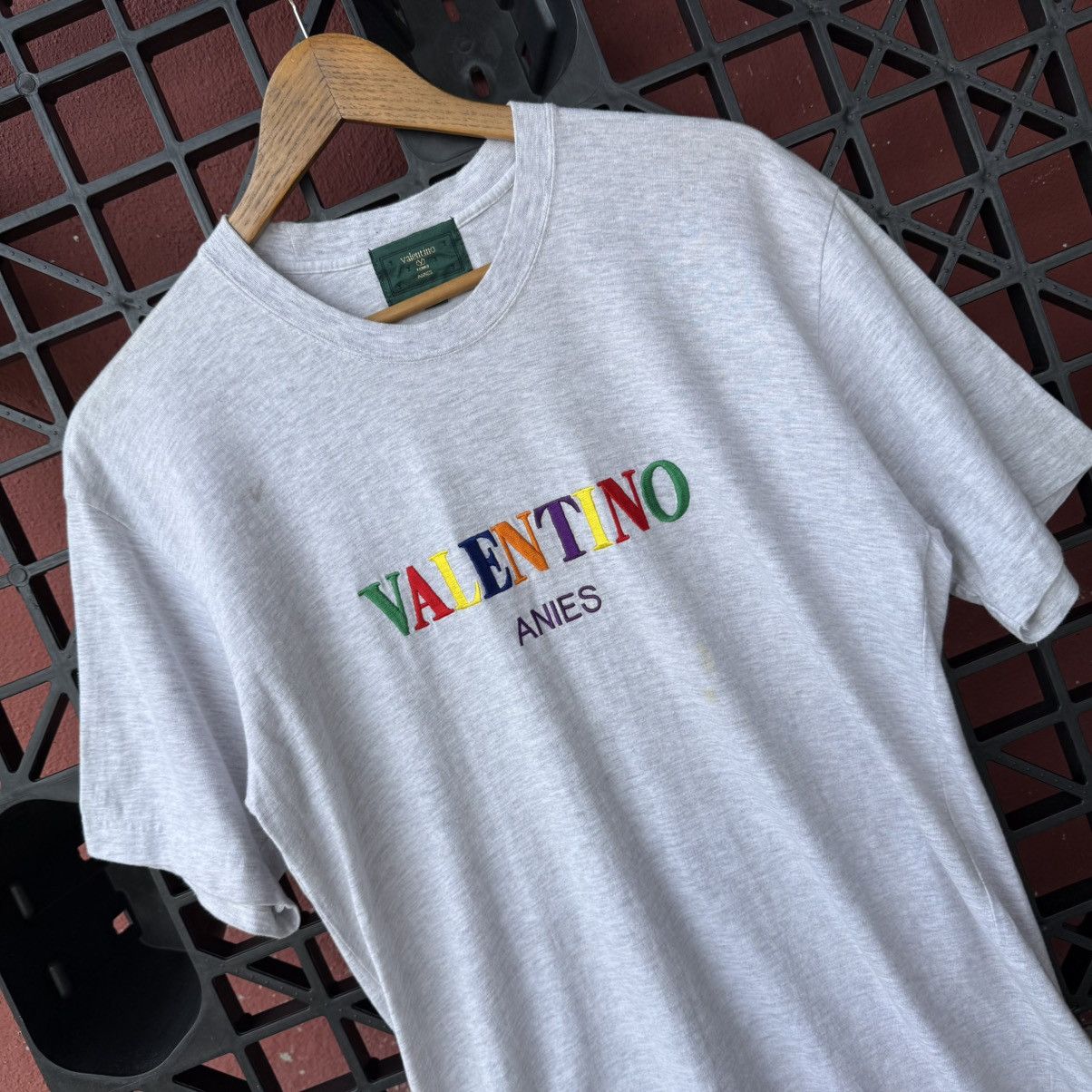 Valentino Valentino Anies Embroidery Colourful Luxury Basic Tee Size US L / EU 52-54 / 3 - 4 Thumbnail