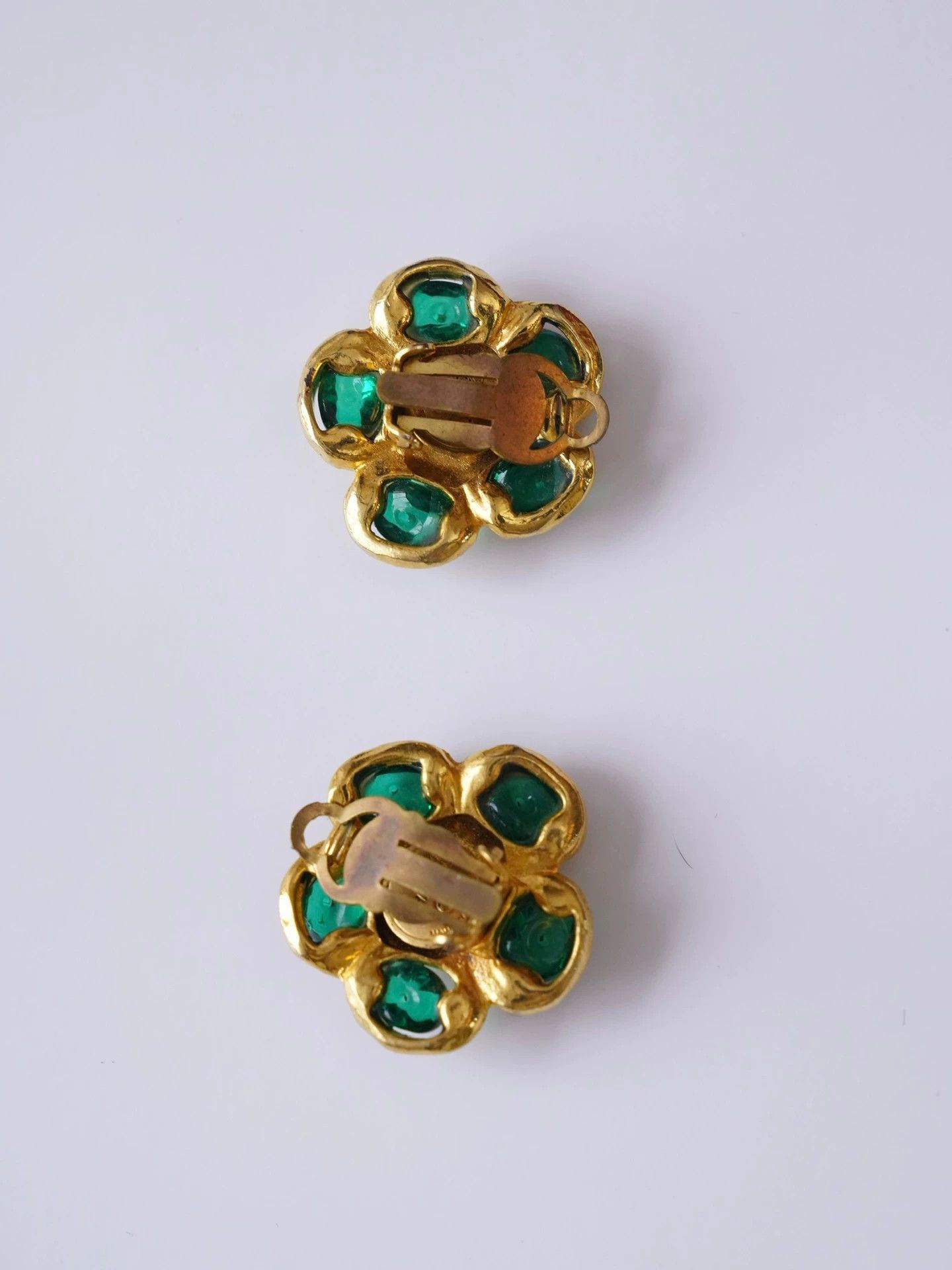 Chanel Chanel Vintage Green Glass Flower Rhinestone Earring 2.8cm Size ONE SIZE - 6 Thumbnail