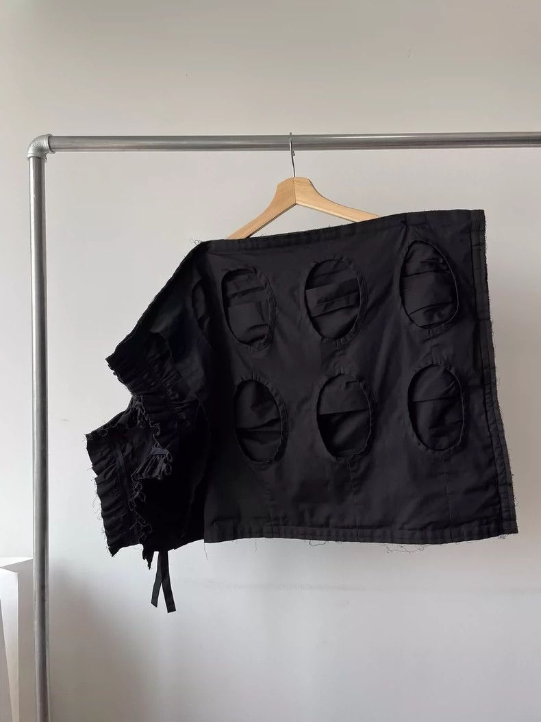 Comme des Garcons Comme Des Garcons Black hole top 2502-Nextarrow Size M / US 6-8 / IT 42-44 - 1 Thumbnail