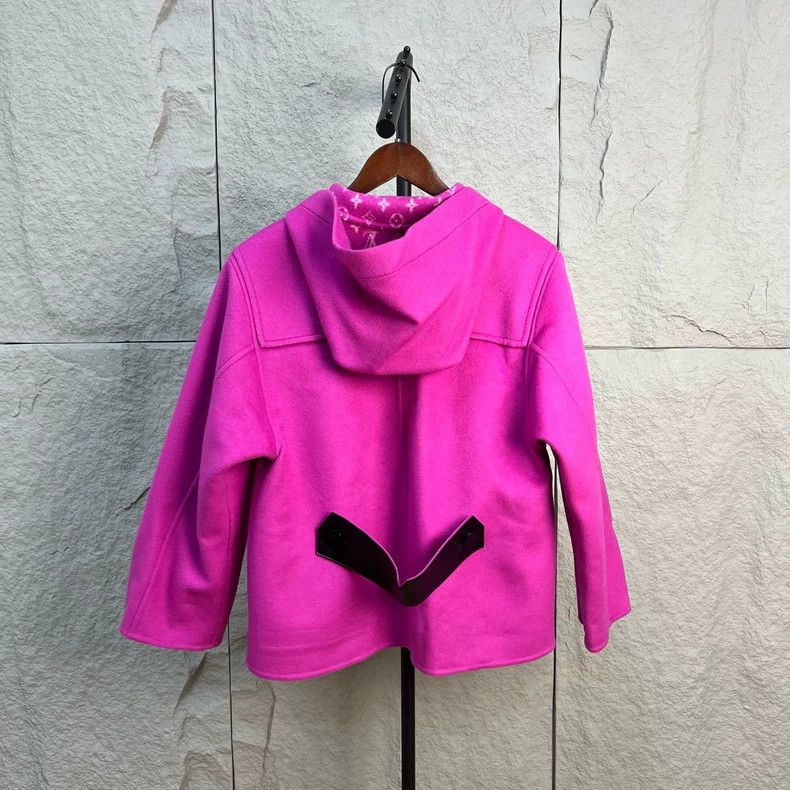 Louis Vuitton Louis Vuitton purple-pink leather buttons printed inside Size XS / US 0-2 / IT 36-38 - 2 Thumbnail