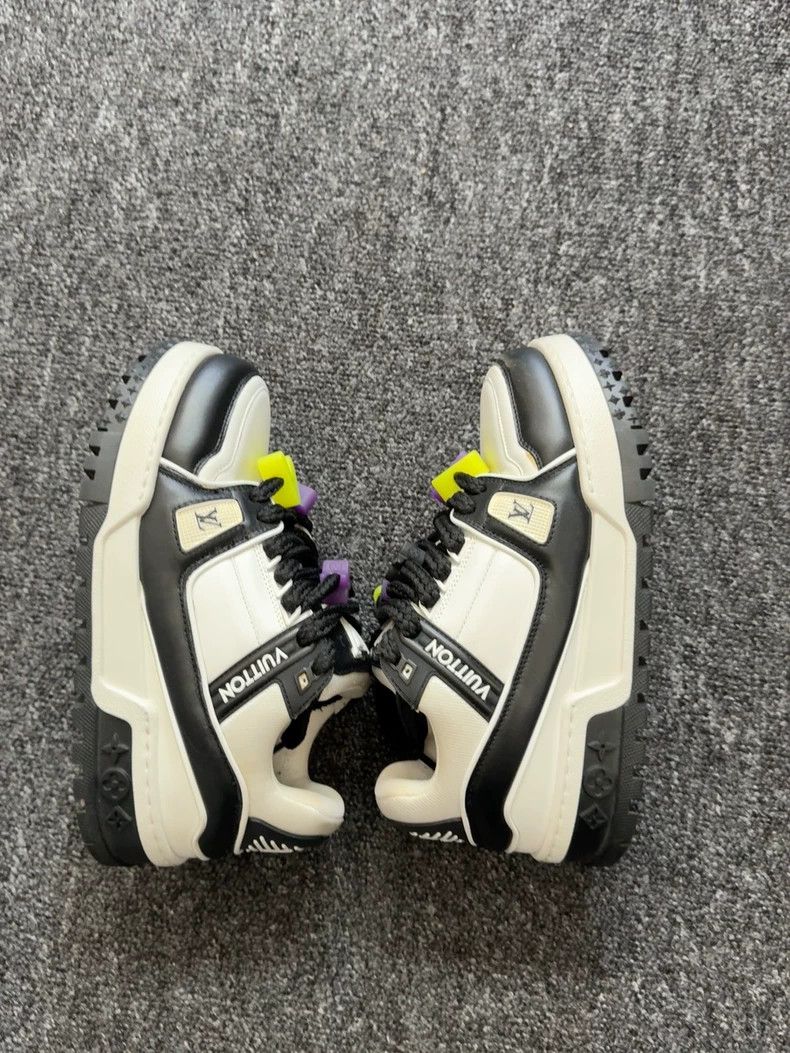 Louis Vuitton Louis Vuitton Trainer Maxi Small Fat Ding Low Top Board Sh Size US 7.5 / EU 40-41 - 3 Thumbnail
