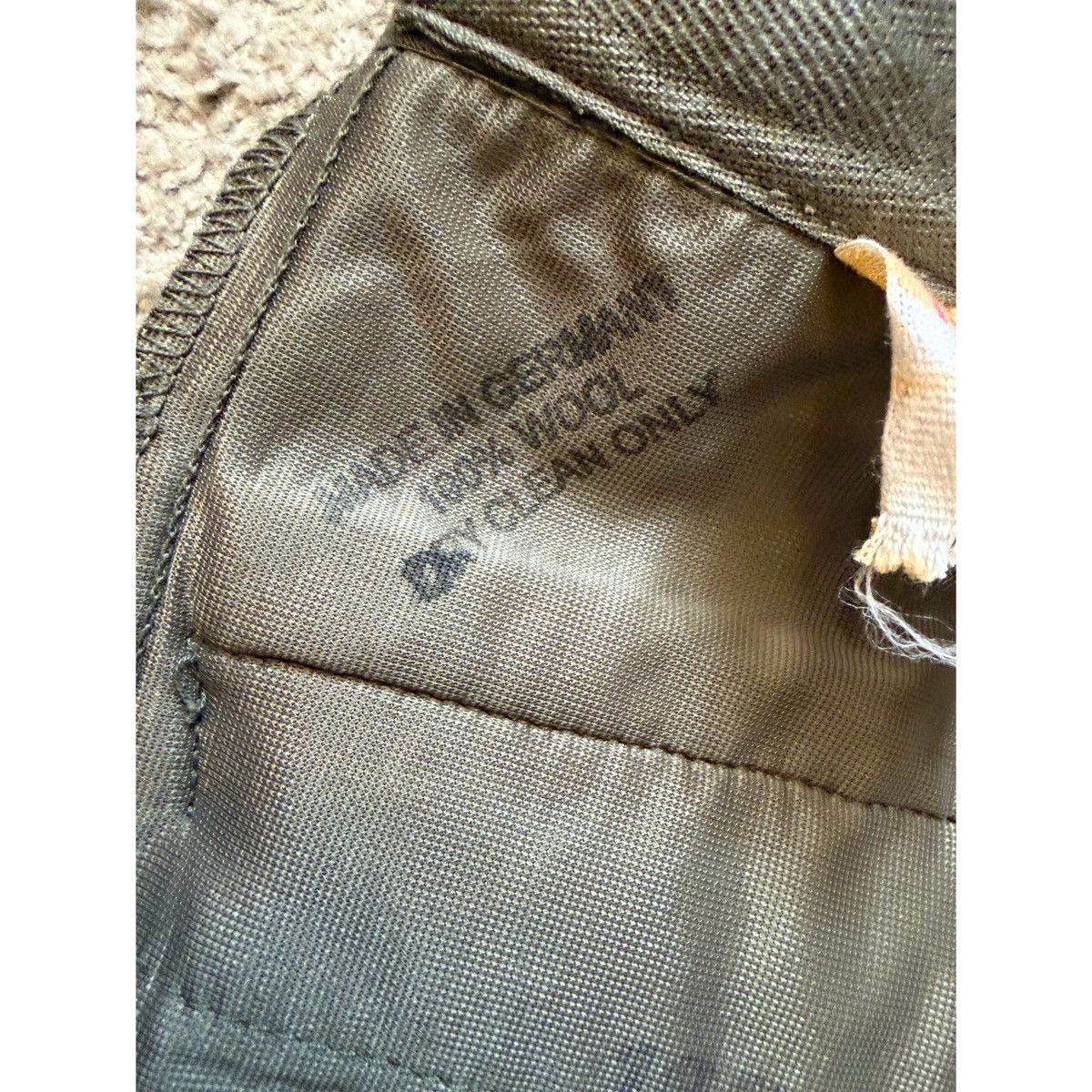 Vintage VINTAGE PLEATED GERMAN WOOL PANTS Size US 30 / EU 46 - 11 Thumbnail