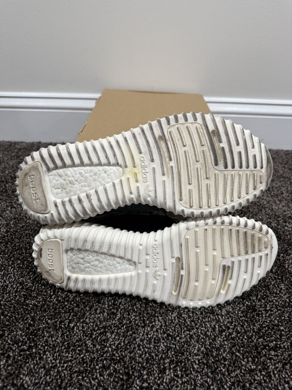 Adidas Adidas Yeezy Boost 350 OG “Turtledove” 2015 Grey Sneakers Size US 10 / EU 43 - 8 Thumbnail