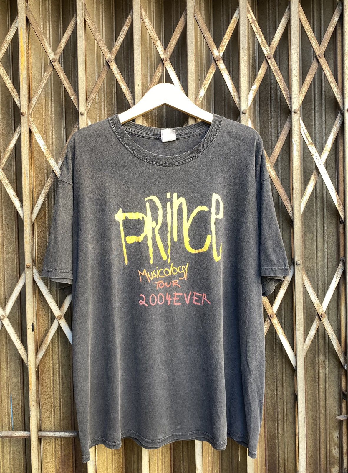VINTAGE PRINCE MUSICOLOGY TOUR 2004 TEE