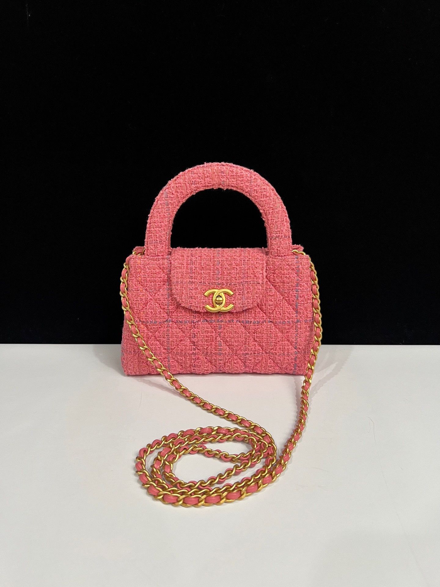 Chanel Pre-loved Bag Very good condition Size ONE SIZE - 1 Thumbnail