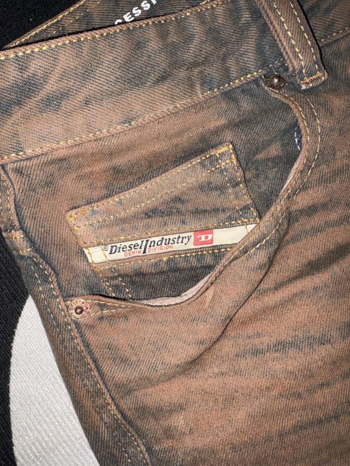Diesel Diesel ‘2001 5 Pocket’ Brown Mudwash Jeans Size US 29 - 2 Thumbnail