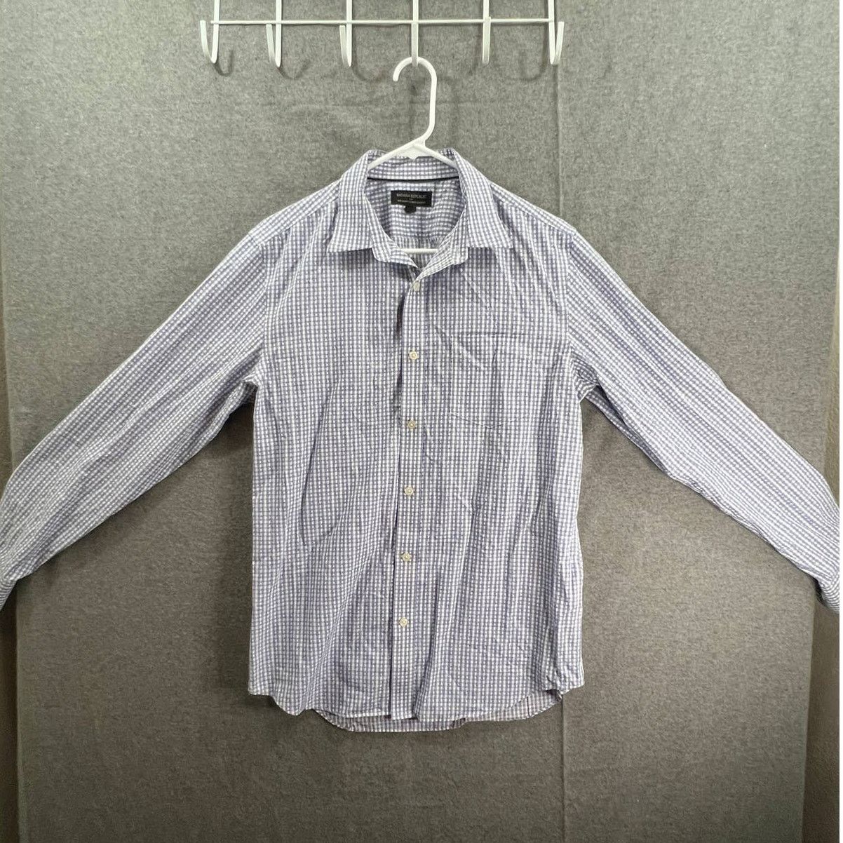 Banana Republic Banana Republic Botton Up Shirt Adult Medium Blue Size US M / EU 48-50 / 2 - 1 Thumbnail