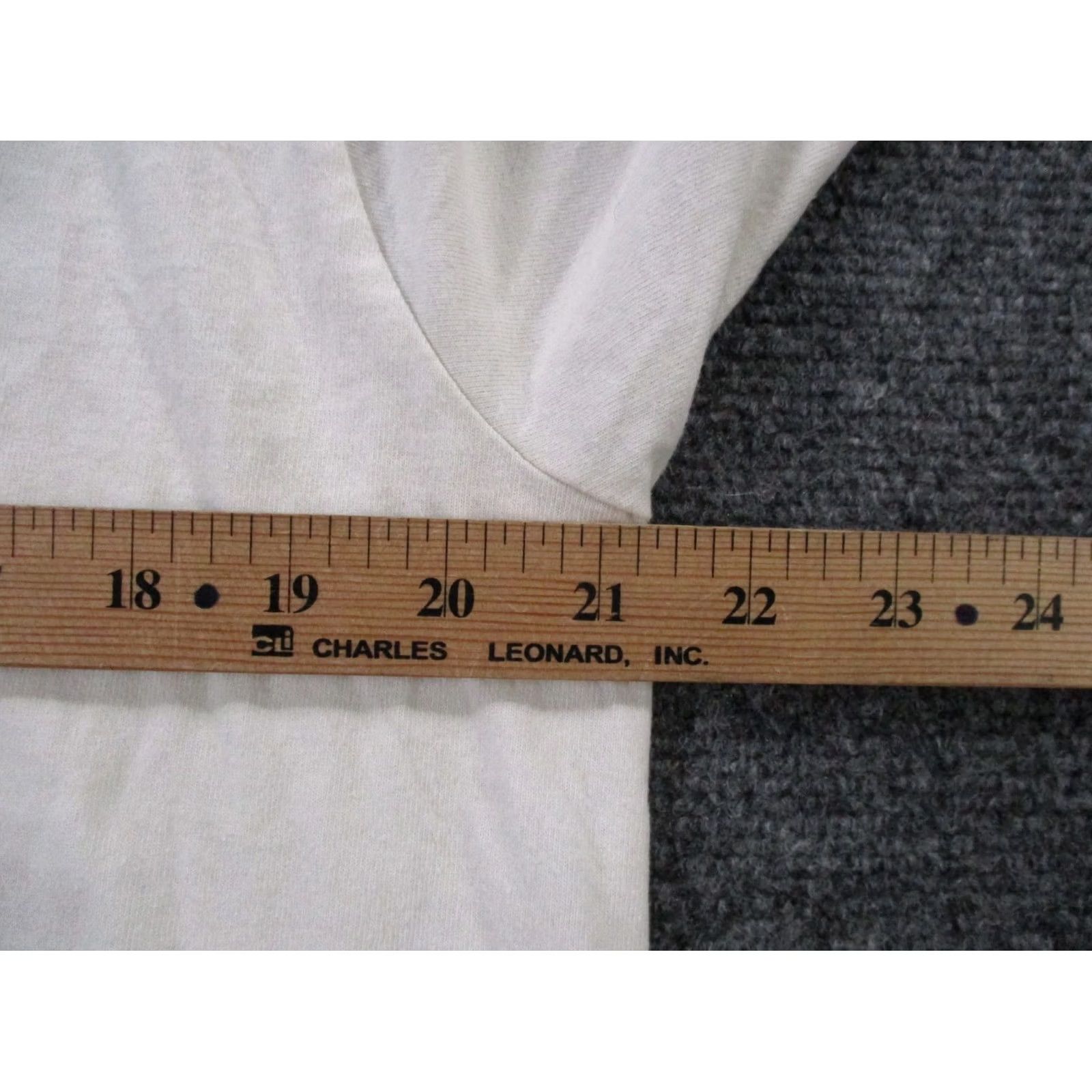 Patagonia Patagonia Shirt Mens M White Responsibili Tee Base Layer Hiking Basic Fish Outdoor Size US M / EU 48-50 / 2 - 5 Thumbnail