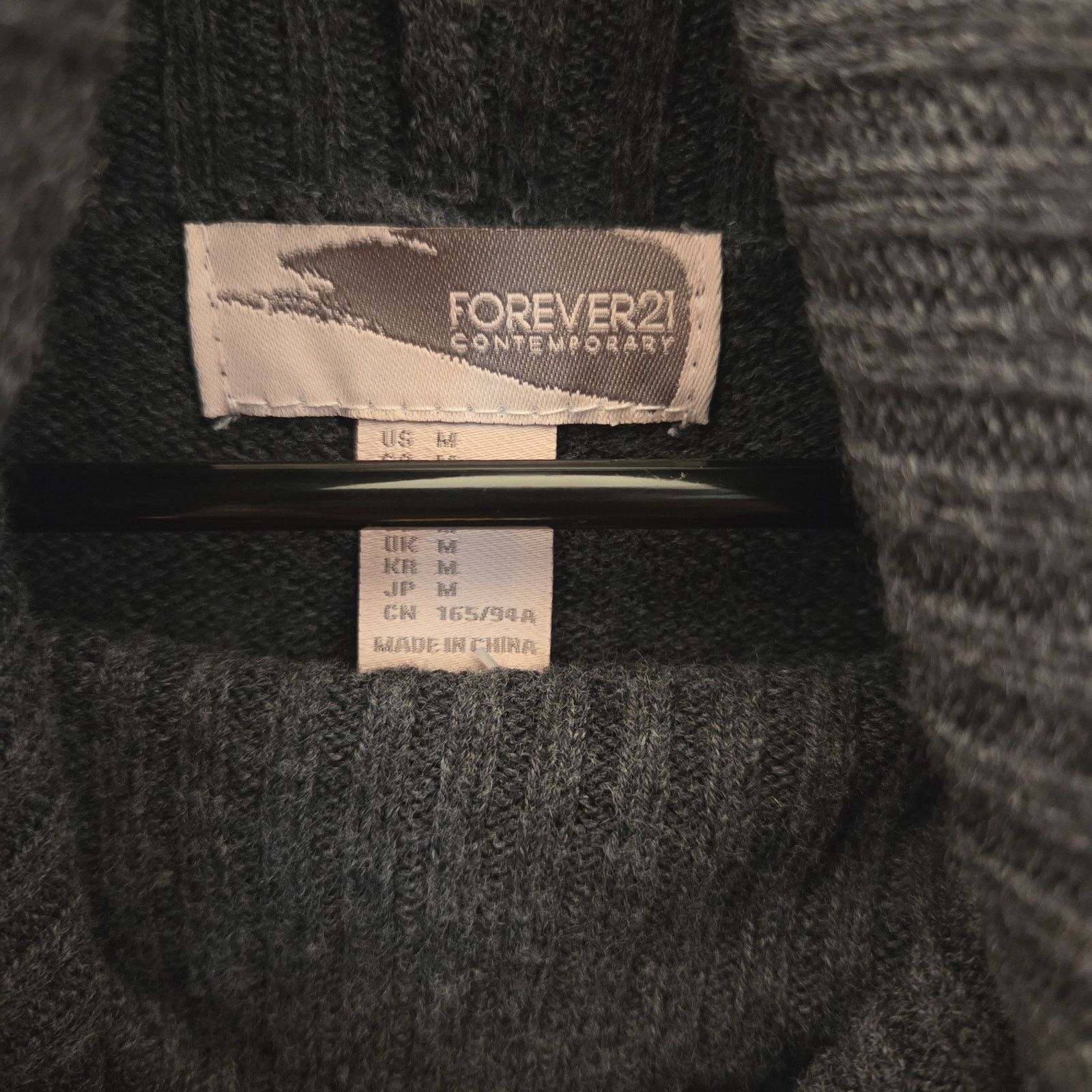 Forever 21 Forever 21 Grey Fringed Tasseled Cowl Neck Sweater Size M / US 6-8 / IT 42-44 - 7 Thumbnail