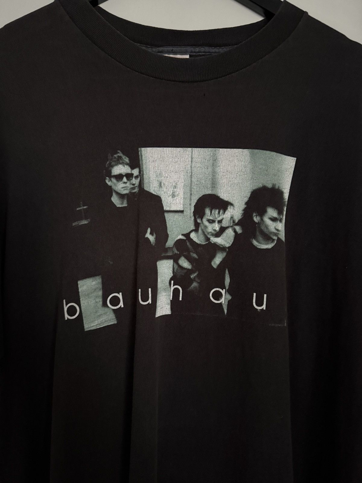 Vintage Vintage Bauhaus tee Size US XL / EU 56 / 4 - 2 Thumbnail