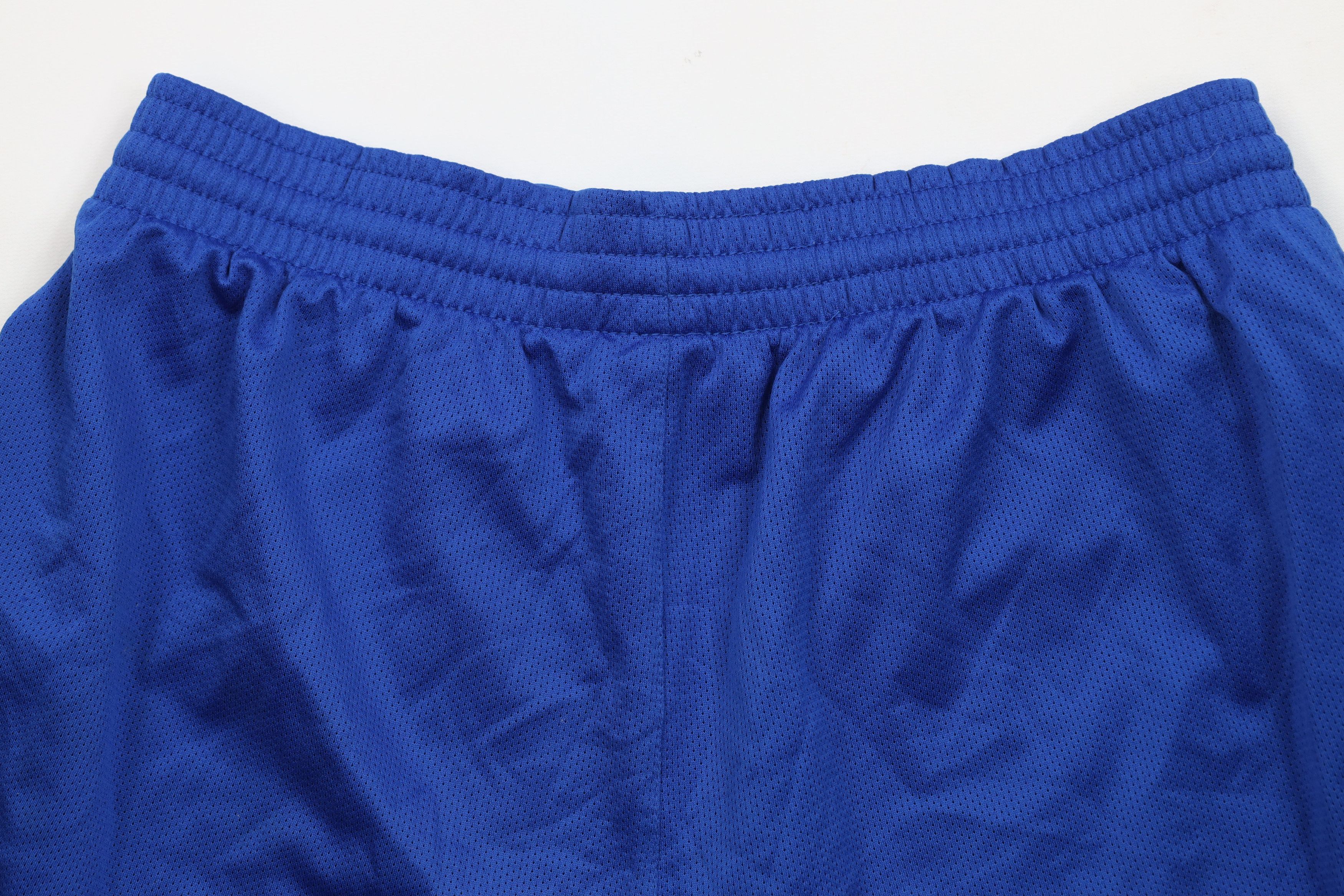 Nike Vintage Nike Travis Scott Mini Swoosh Basketball Shorts Size US 34 / EU 50 - 11 Thumbnail