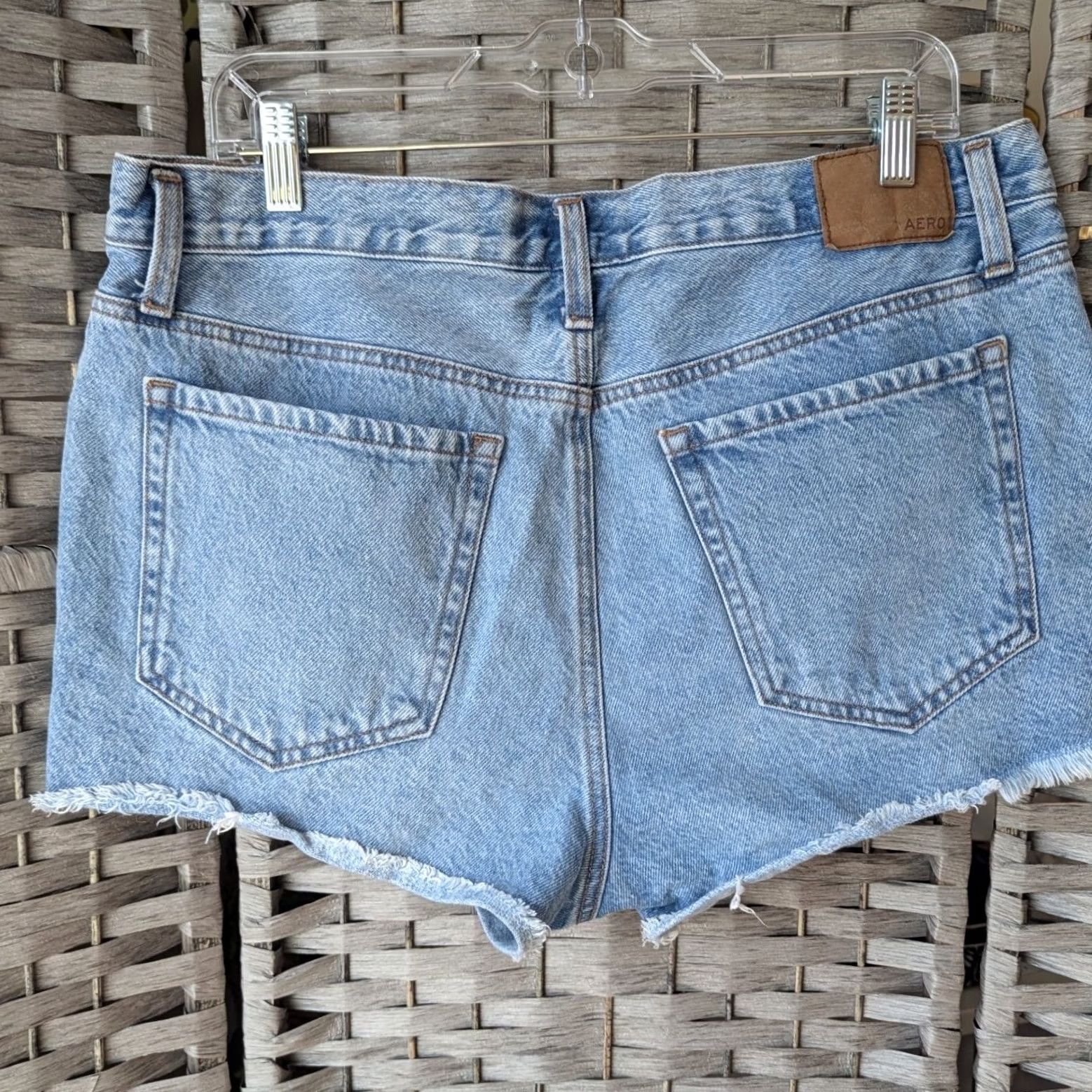 Aeropostale Aeropostale Shorts Vintage High Rise Shorty Daisy Watermelon Embroidered Raw Hem Sz 14W Blue 14W Womens Shorts Size 24" / US 00 / IT 34 - 4 Thumbnail