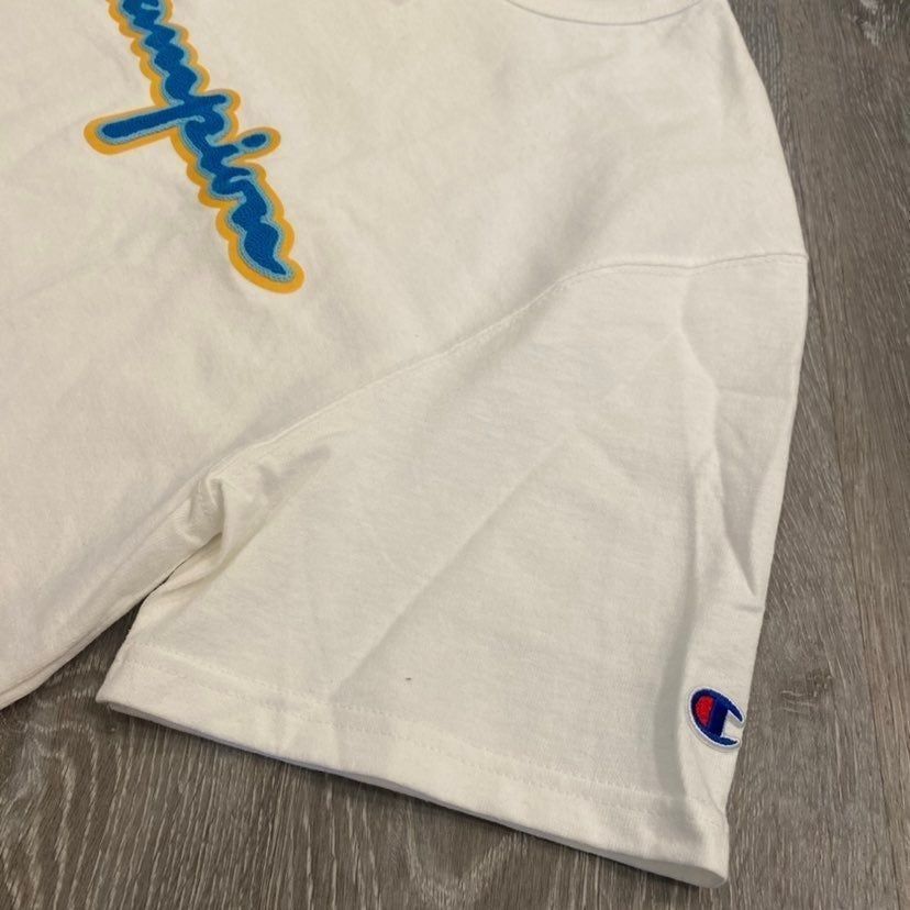 Champion NWT Champion White Athletic Casual Shirt Men L Bin I-26 Size US L / EU 52-54 / 3 - 2 Thumbnail