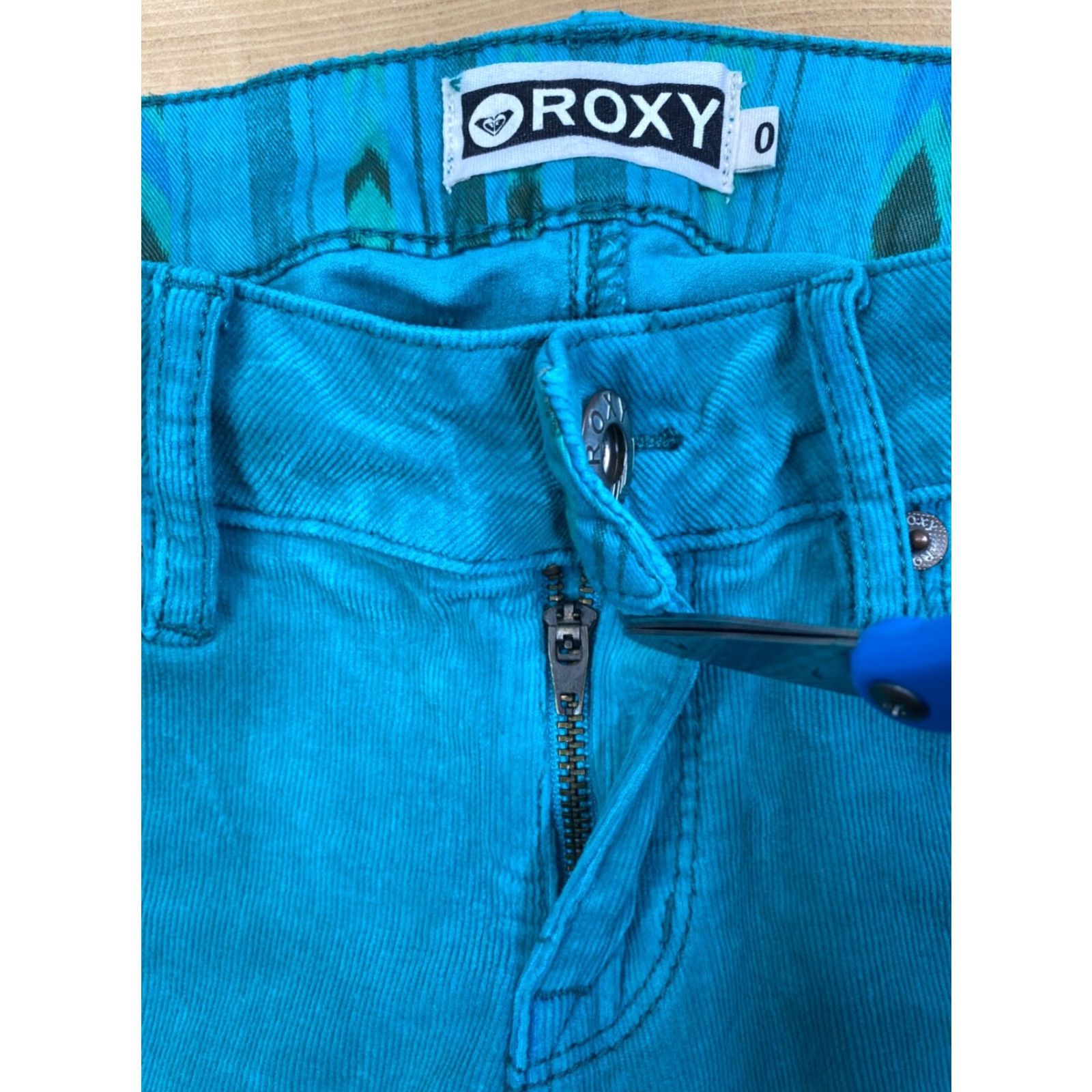 Vintage Roxy Jeans Womens 0 Skinny Green Casual Inseam 29" 10596 Jeans Size 25" / US 0 / IT 36 - 3 Thumbnail