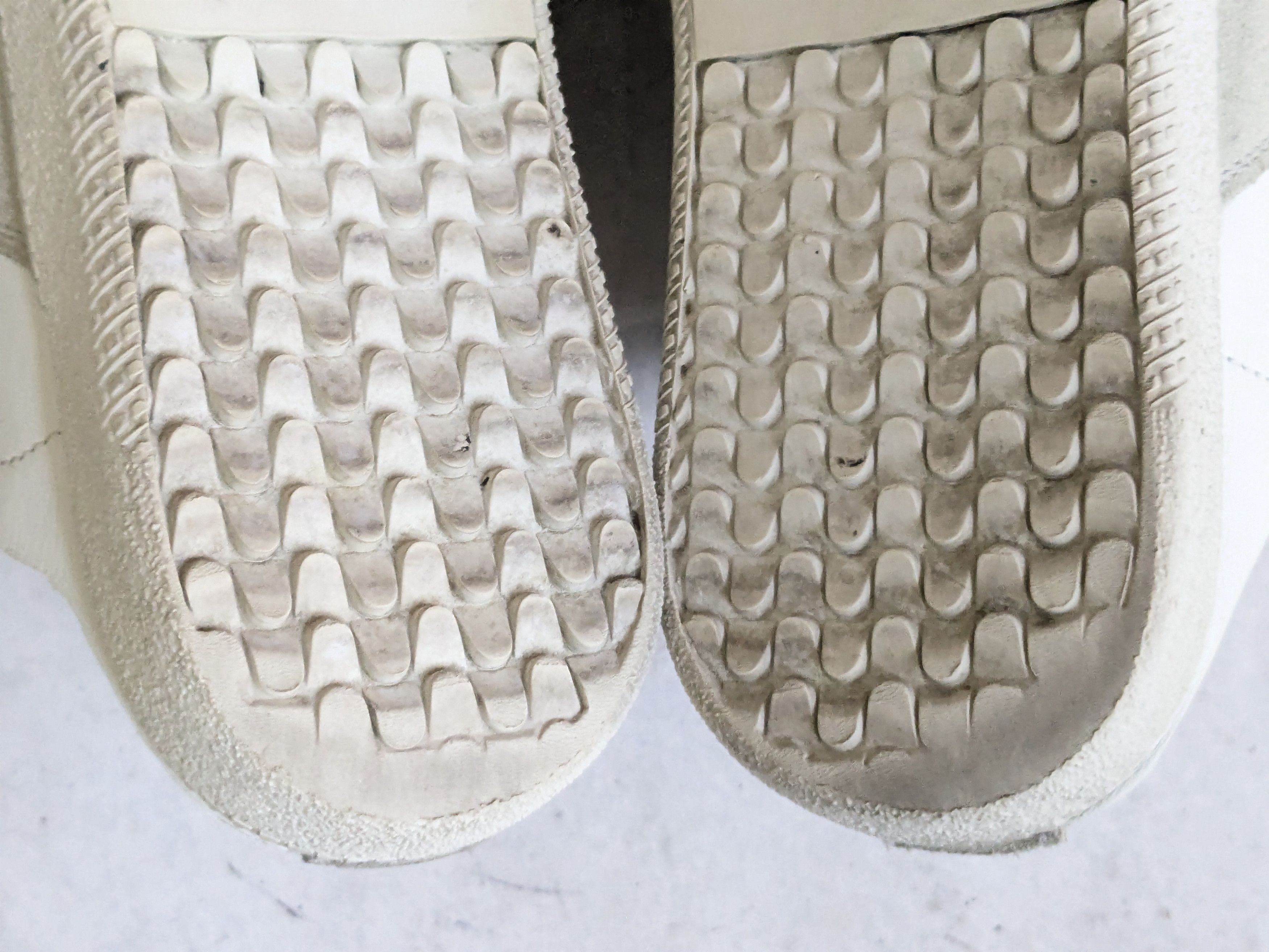 Maison Margiela Maison Margiela GAT Replica White Gray 38.5 8.5 Size US 8.5 / IT 38.5 - 14 Thumbnail