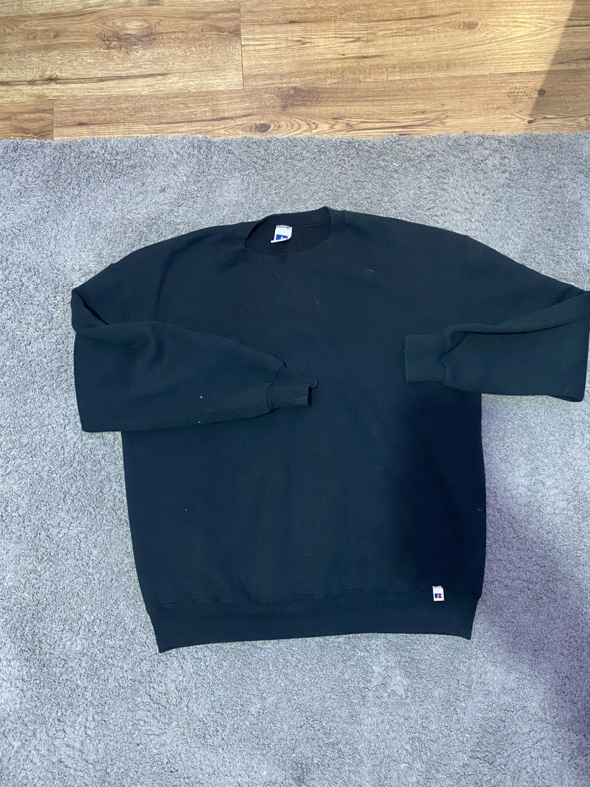 Russell Athletic Vintage black russell atheltic crewneck sweater Size US XL / EU 56 / 4 - 1 Thumbnail