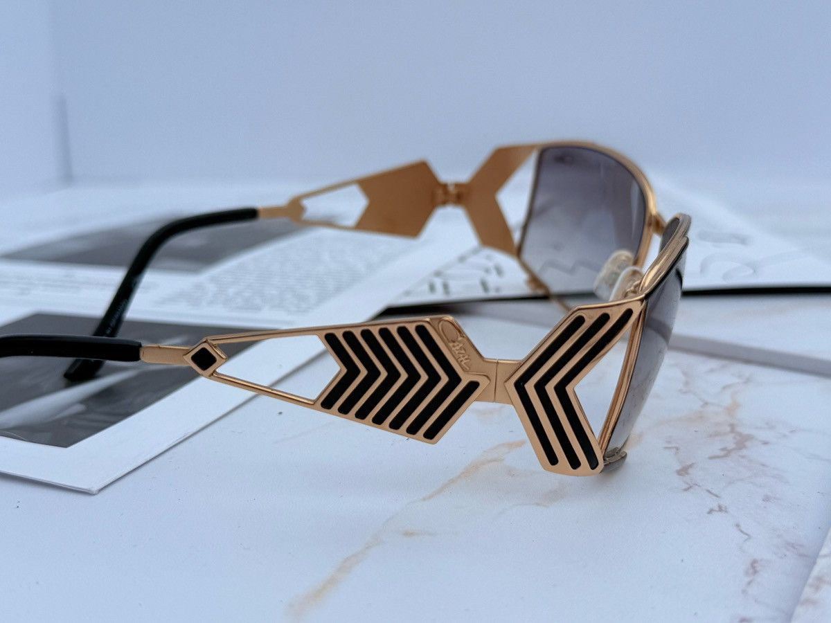 Cazal Cazal vintage sunglasses mod.9011 made in Germany Size ONE SIZE - 2 Thumbnail