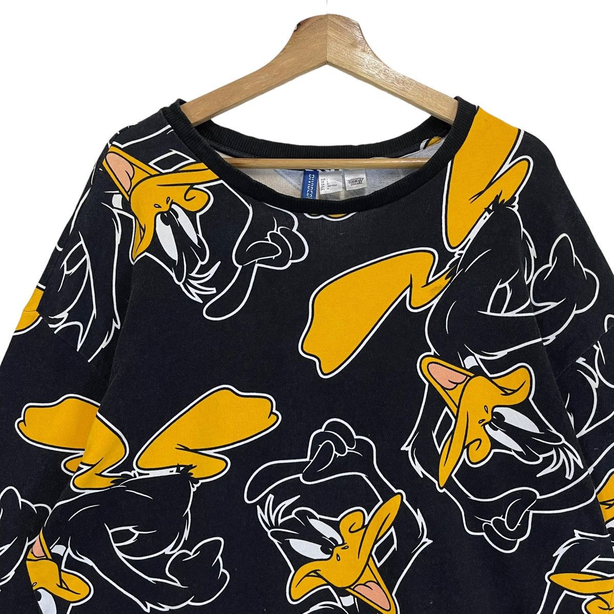 Cartoon Network × Disney × H&M Daffy Duck Looney Tunes Black All Over Print Sweatshirt Size US L / EU 52-54 / 3 - 4 Thumbnail