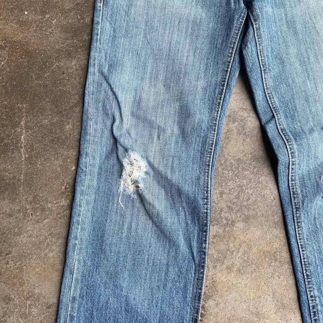 Vintage Vintage Roxy Jeans Ripped Denim Ankle Pants Waist 30 Size US 30 / EU 46 - 6 Thumbnail