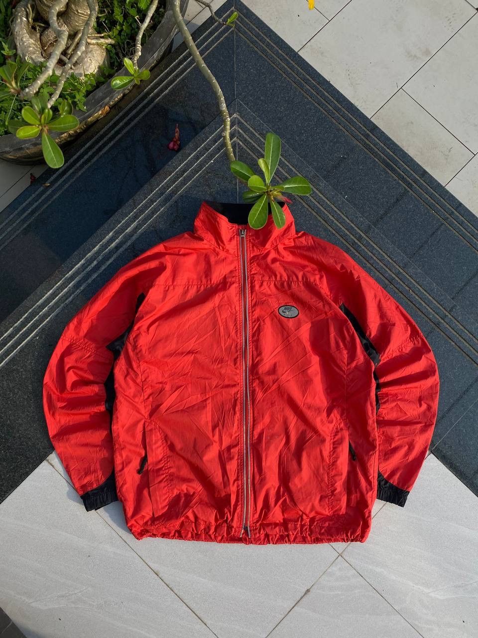 90S NIKE FIT RARE LOGO RETRO Y2K SWOOSH JACKET