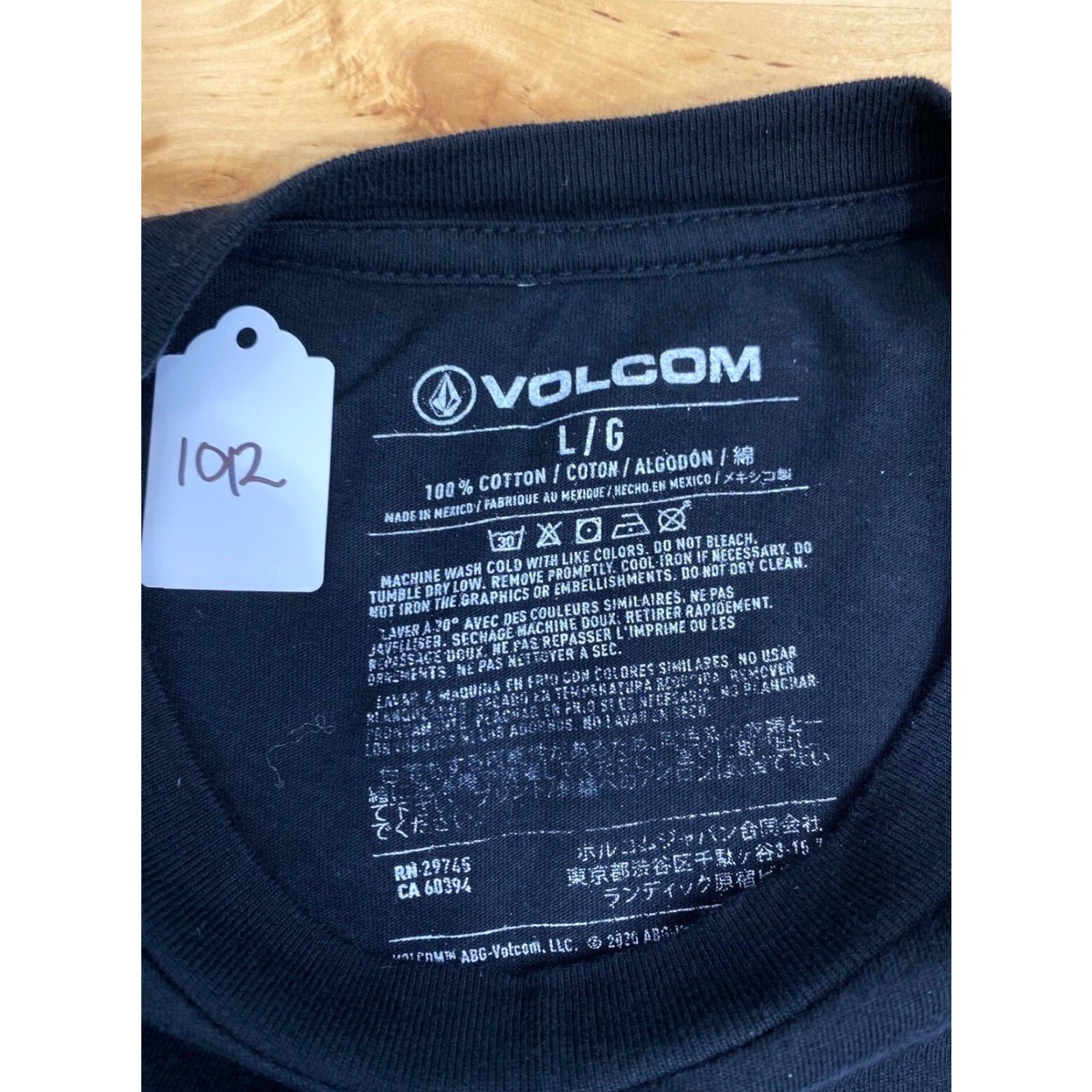 Volcom Volcom Black Shirt Mens Large Skatewear #1012 Size US L / EU 52-54 / 3 - 3 Thumbnail