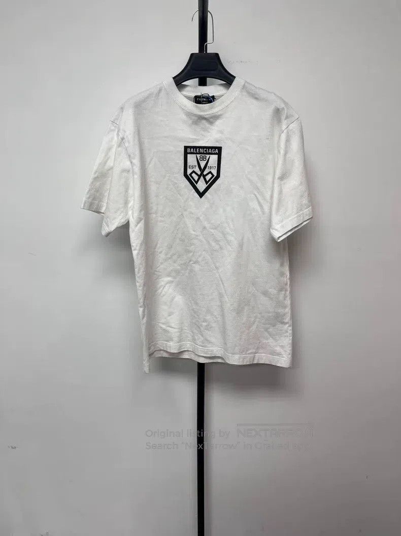 Balenciaga Balenciaga Pattern Printed Round Neck Short Sleeve T-Shirt Size US XXS / EU 40 - 1 Thumbnail