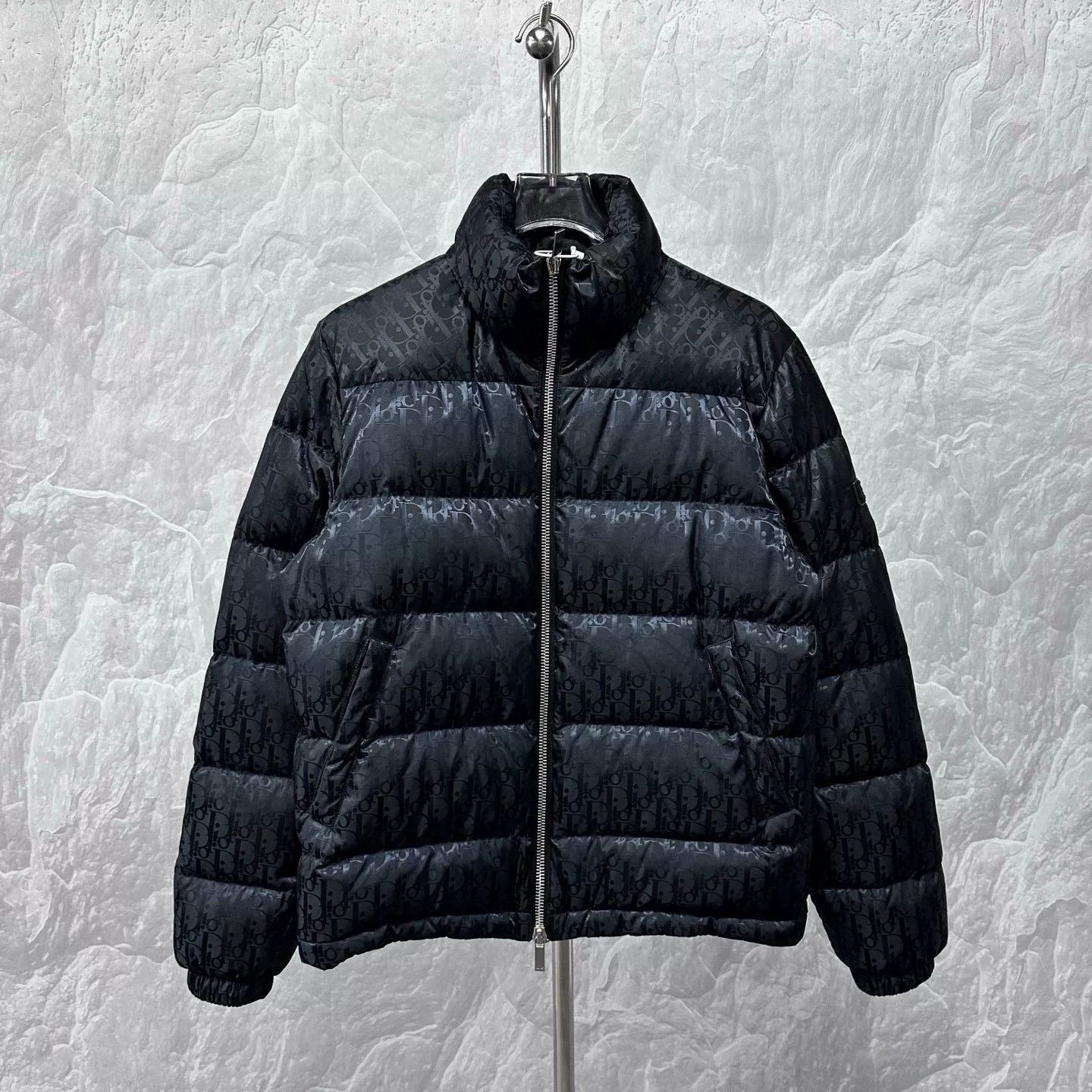 Dior dior quilted puffer coat with logo print Size US L / EU 52-54 / 3 - 1 Thumbnail
