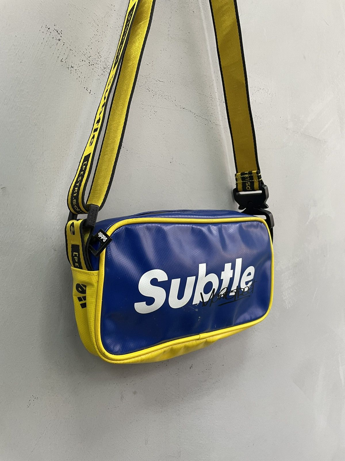 Subtle Le Nguyen Subtle blue shoulder bag modern minimal street style Size ONE SIZE - 3 Thumbnail