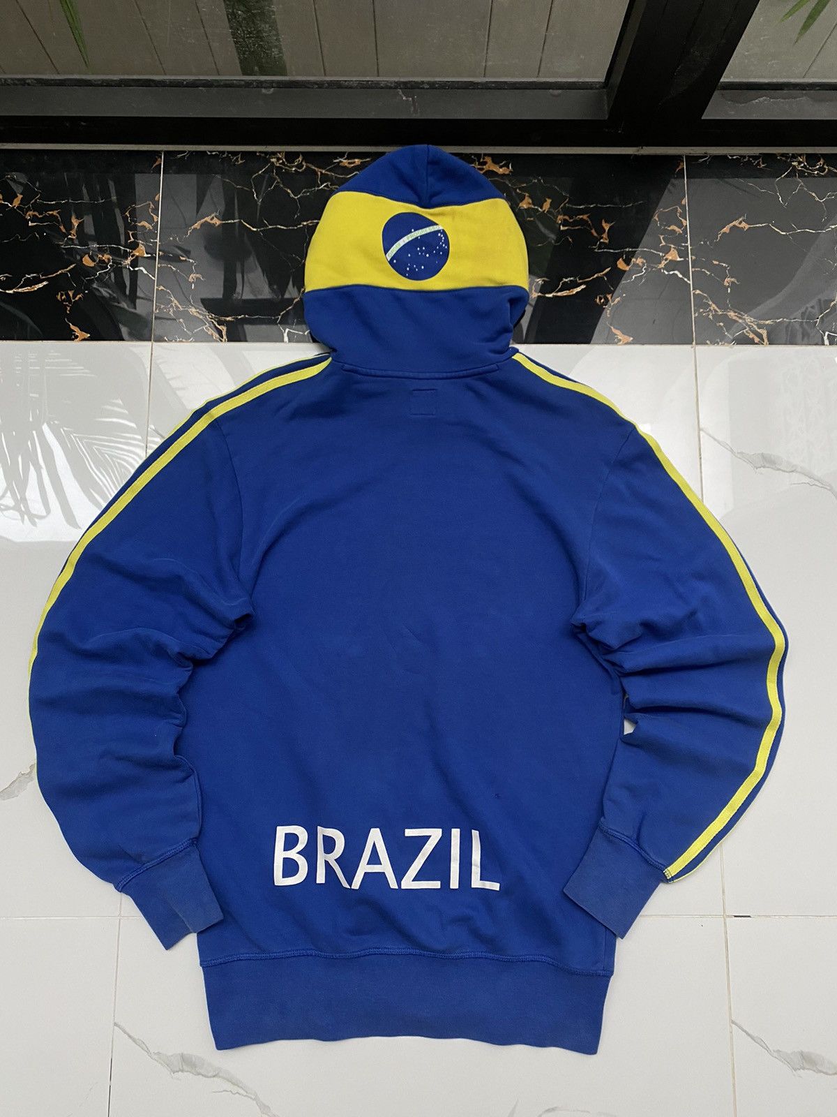 Adidas × Vintage ADIDAS VINTAGE BRASIL LOGO TRIPLE STRIPES HOODIE Size US M / EU 48-50 / 2 - 4 Thumbnail