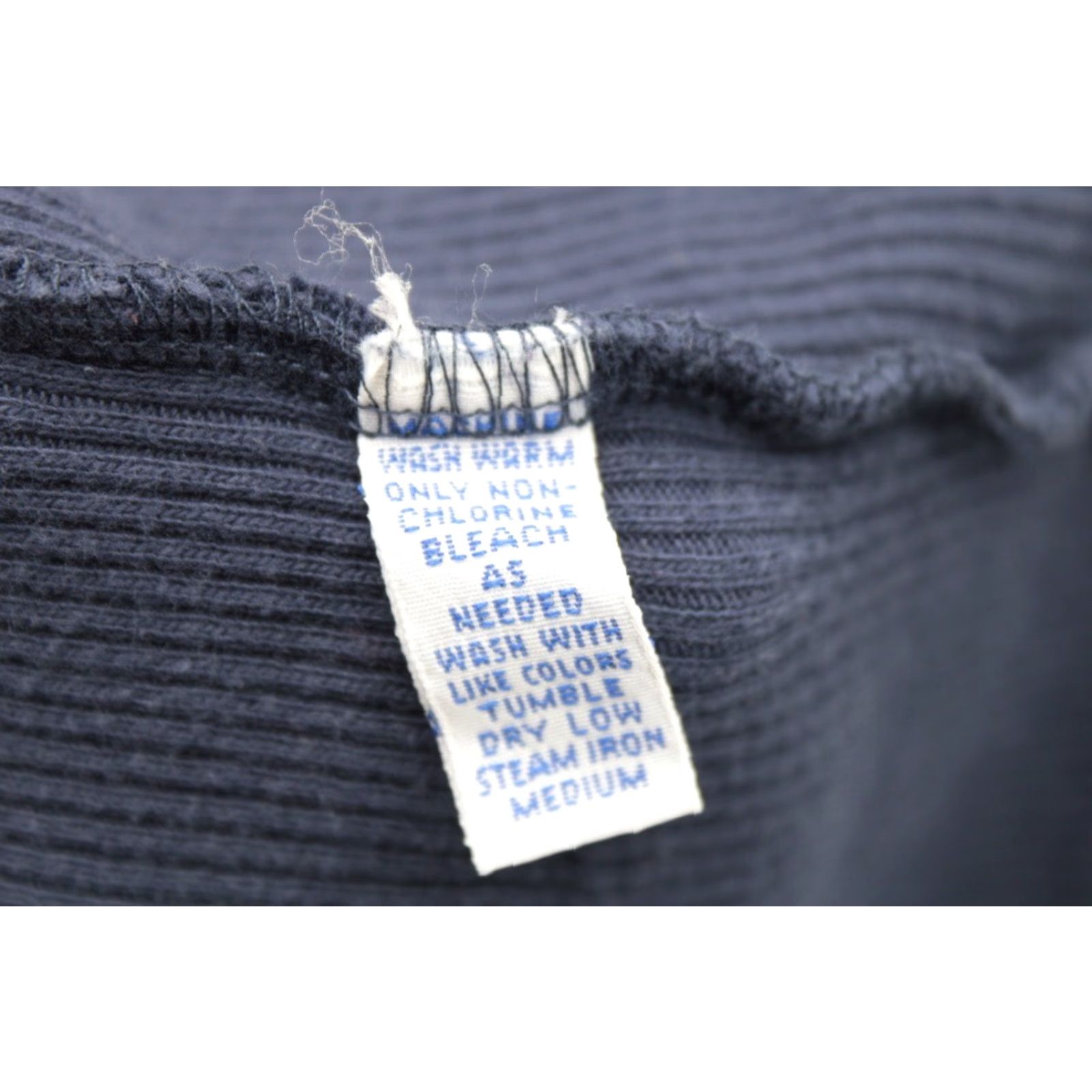 Ralph Lauren VINTAGE Ralph Lauren Polo Sport T-Shirt Men XL Blue Cotton Waffle Knit Preppy USA 90s Mens XL Blue Polo Shirt Size US XL / EU 56 / 4 - 5 Thumbnail