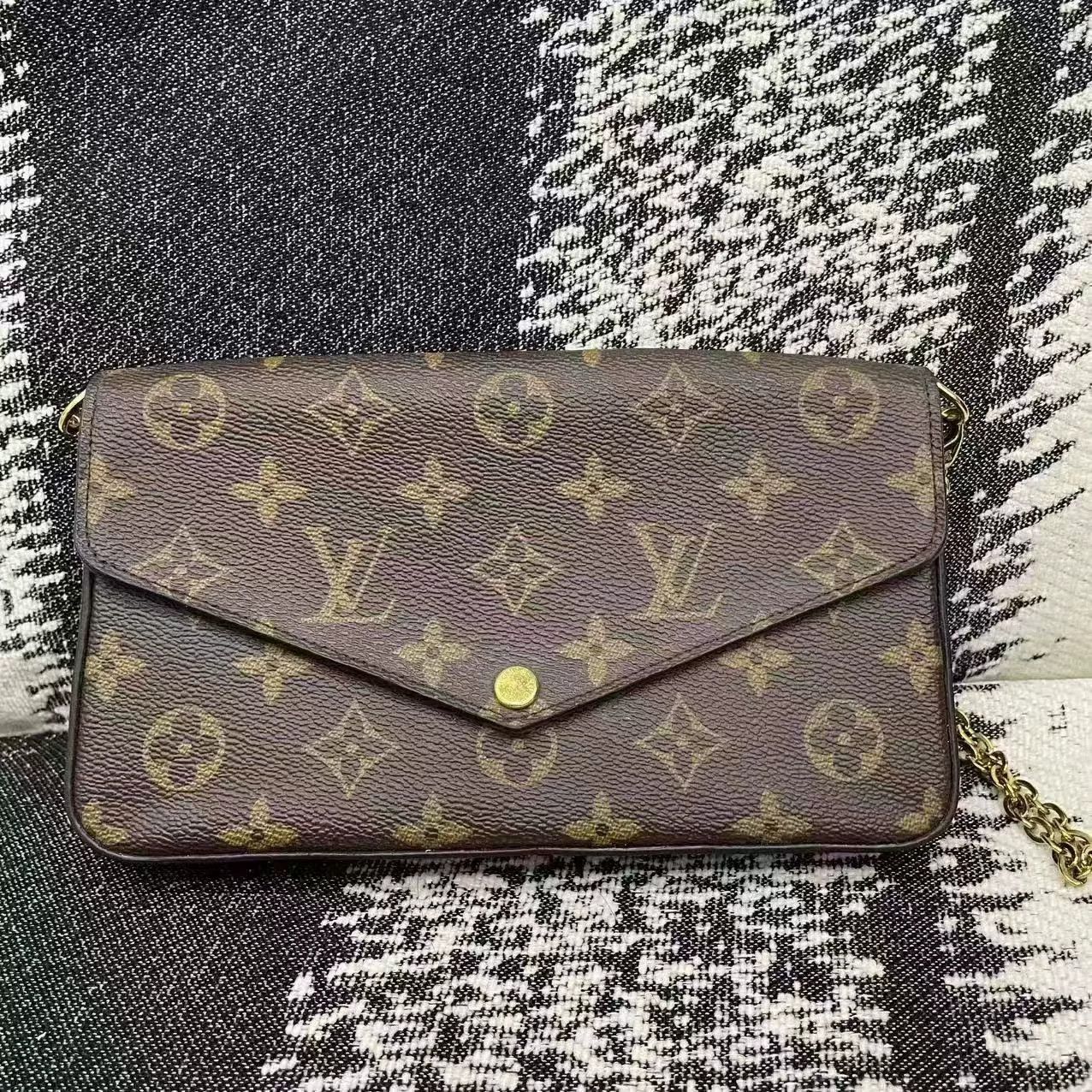 Louis Vuitton Louis Vuitton Shoulder Bag OS Women Size ONE SIZE - 1 Thumbnail