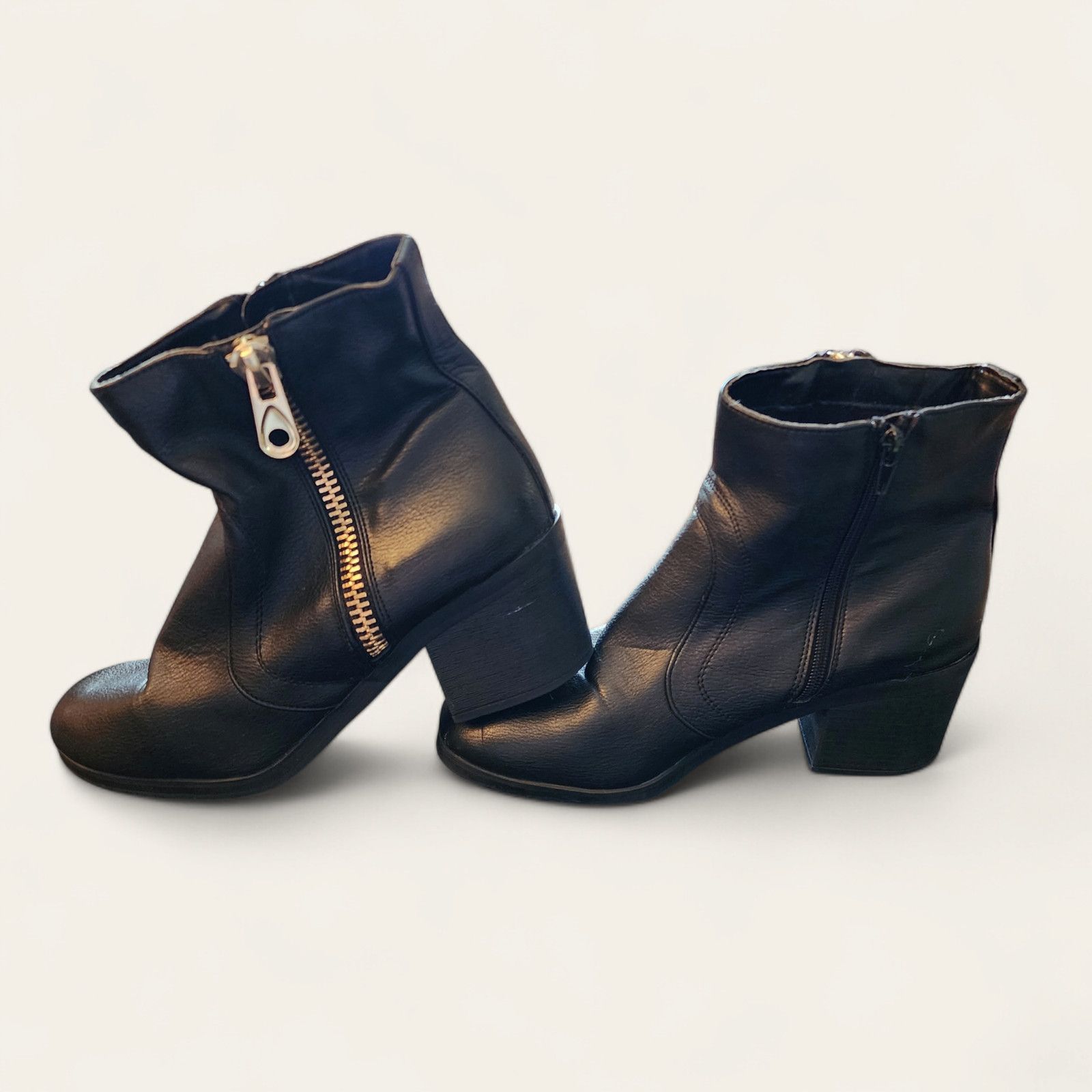 Guess Womens G By Guess Size 8.5M Ankle Boots Side Zip Block Heel Size US 8.5 / IT 38.5 - 5 Thumbnail