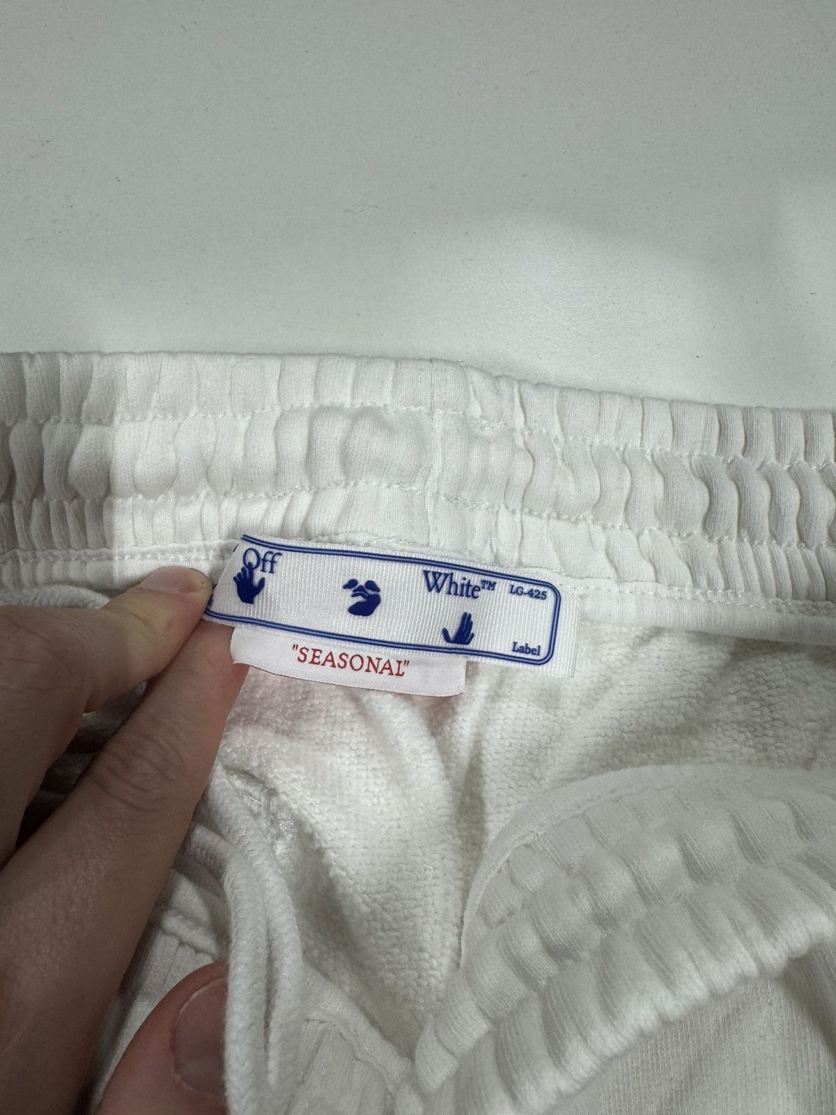 Off-White Off-White Brushed Arrow Sweatshorts NEW 700$ Size US 36 / EU 52 - 4 Thumbnail