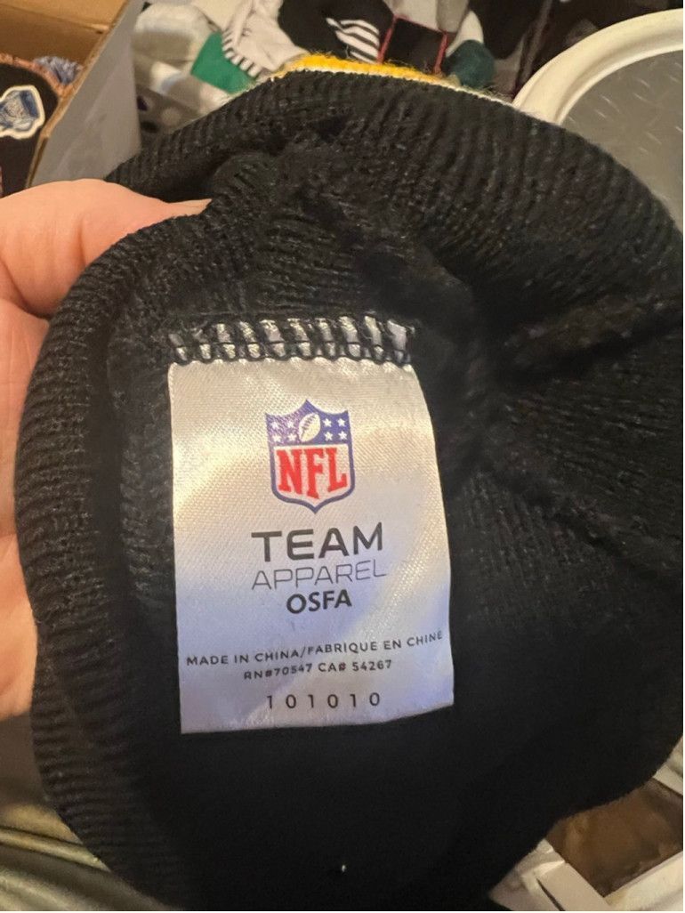 NFL Men's NFL Team Apparel Pittsburgh Steelers Black Beanie Size ONE SIZE - 5 Thumbnail