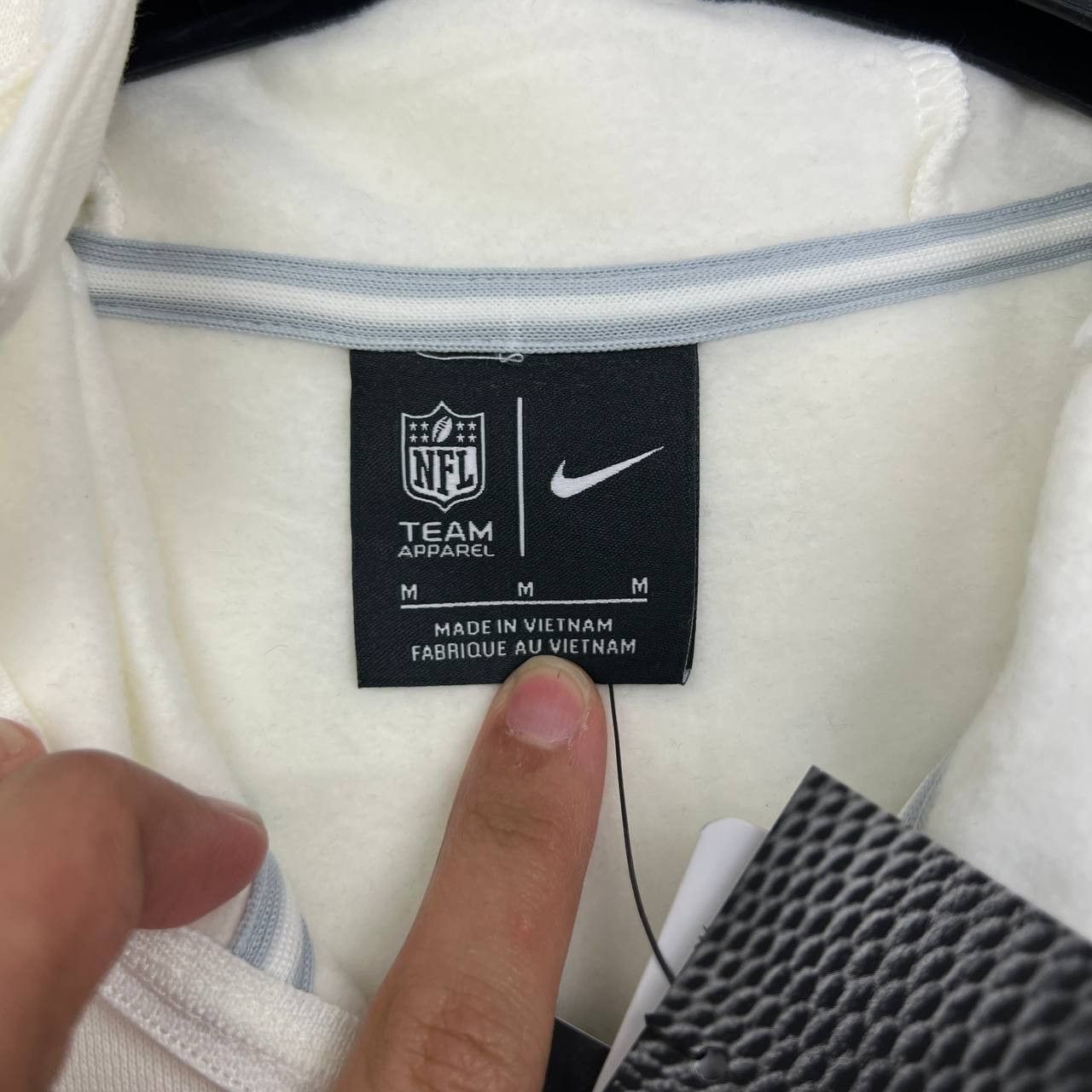 Nike Nike Hoodie Women Medium Philadelphia Eagles NFL New M Size M / US 6-8 / IT 42-44 - 2 Thumbnail