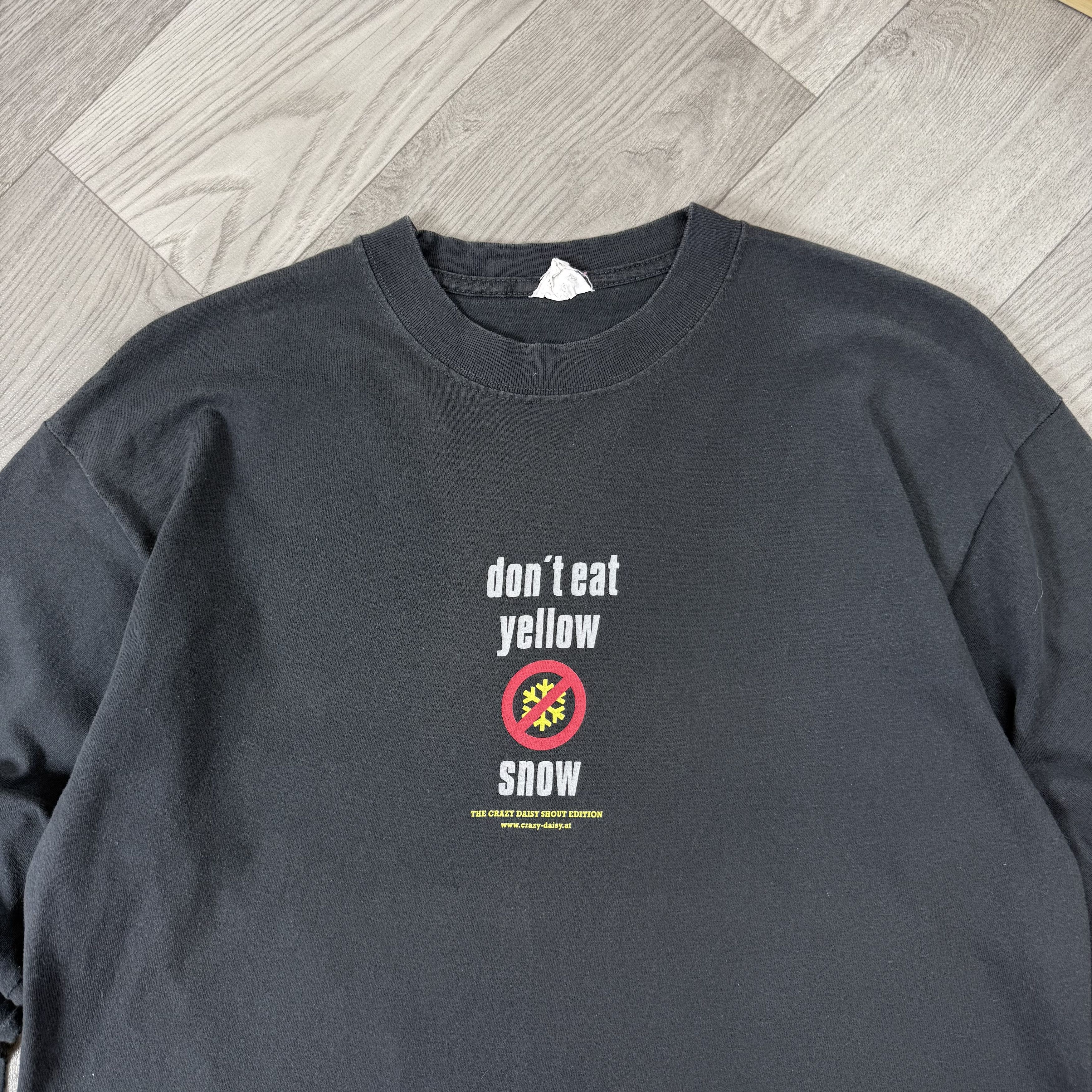 Vintage Vintage DON'T EAT YELLOW SNOW Graphic Longsleeve Tee Shirt L Size US L / EU 52-54 / 3 - 1 Thumbnail