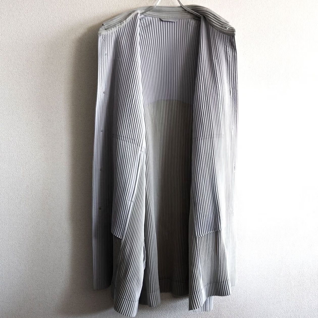 Issey Miyake ISSEY MIYAKE Pleated Coat Long Gray Men 4 Size Coat Mens Pleated ISSEY MIYAKE Size US S / EU 44-46 / 1 - 4 Thumbnail