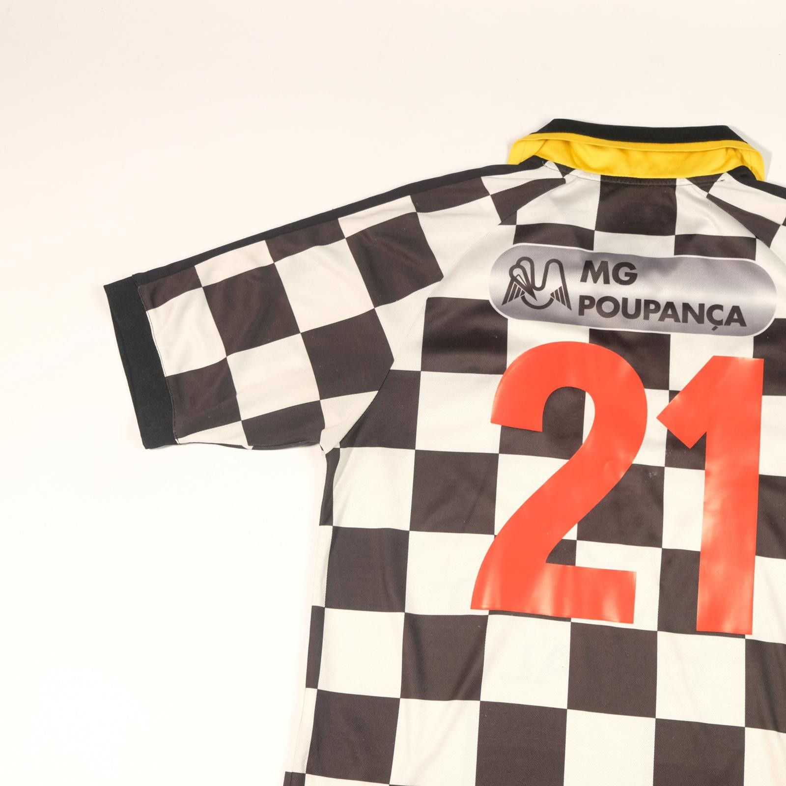 Puma 2003/04 Boavista Home Shirt Portugal (M) Size US M / EU 48-50 / 2 - 4 Thumbnail