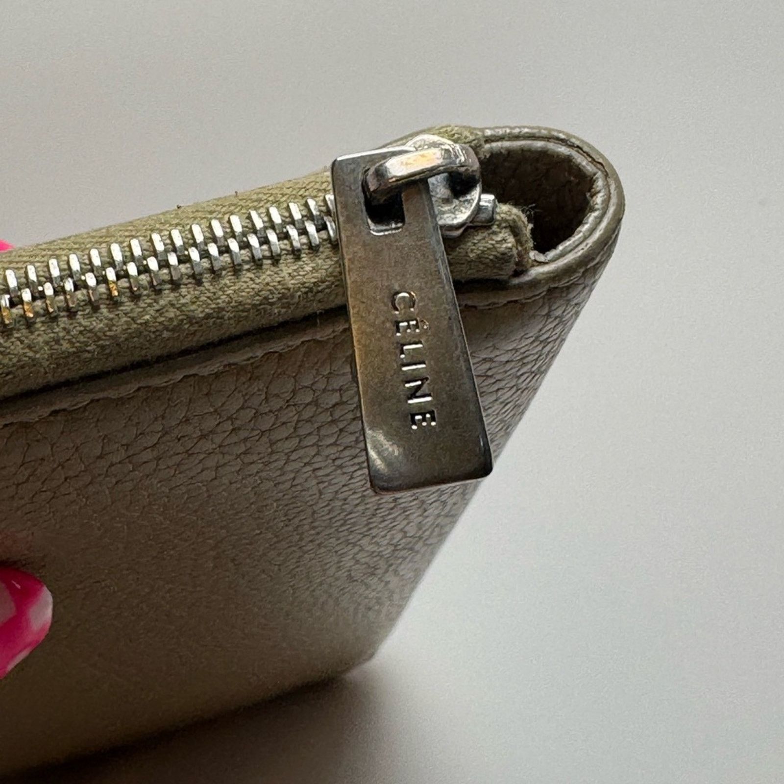 Celine Celine Portefeuille Zip Around Taupe Pebbled Leather Wallet Size ONE SIZE - 13 Thumbnail