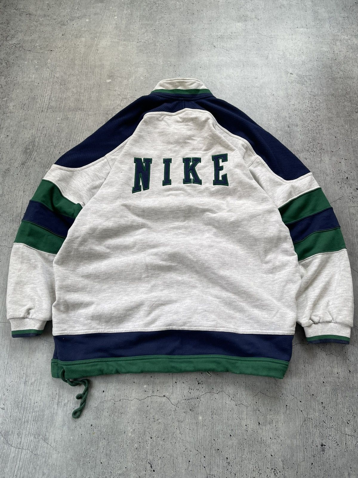Nike × Vintage 00s Nike Vintage Big Logo Streetwear Zip Size US L / EU 52-54 / 3 - 11 Thumbnail