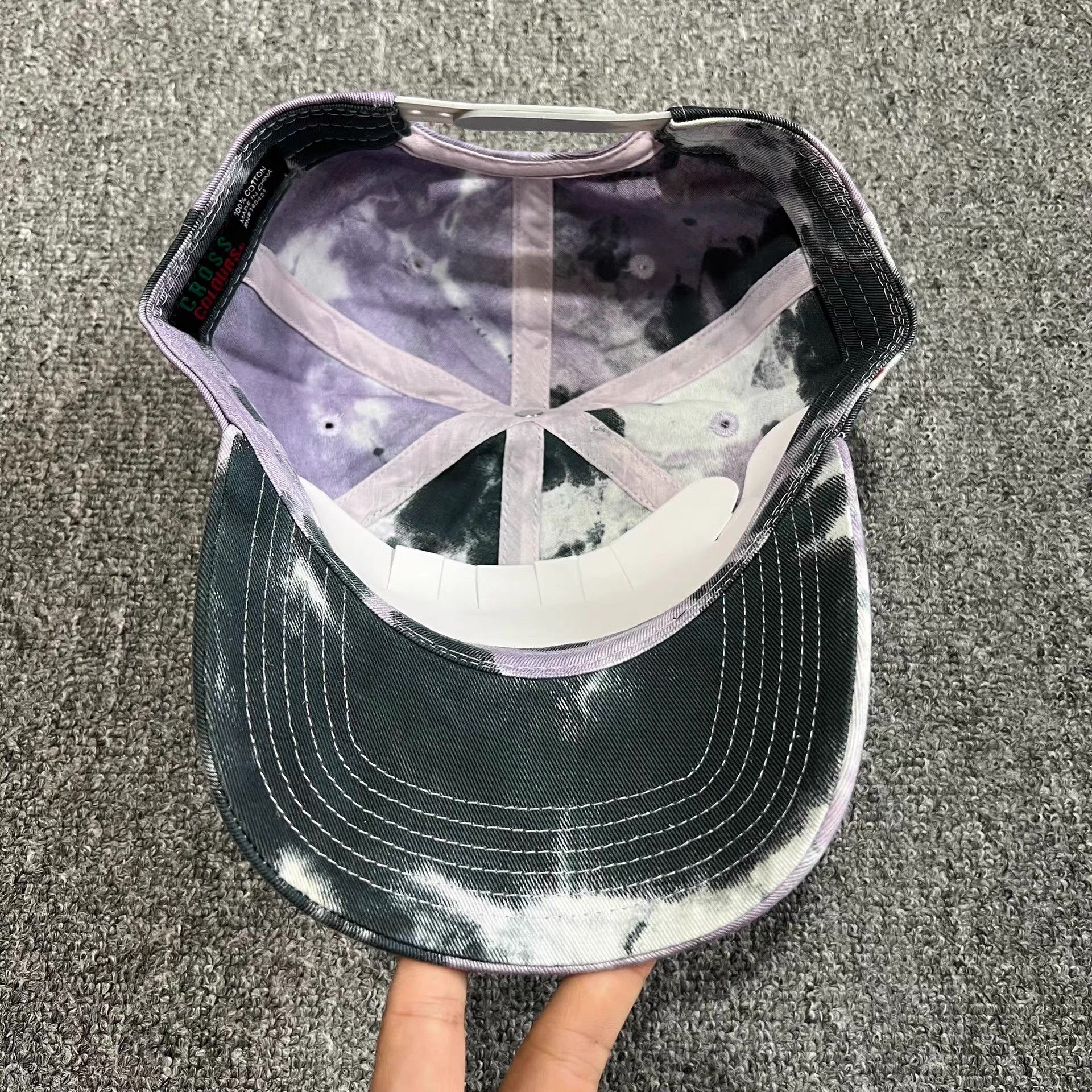 Cross Colours Cross Embroidered Tie-DyeCurvedBrimBaseballCapVisor Q7 Size ONE SIZE - 5 Thumbnail