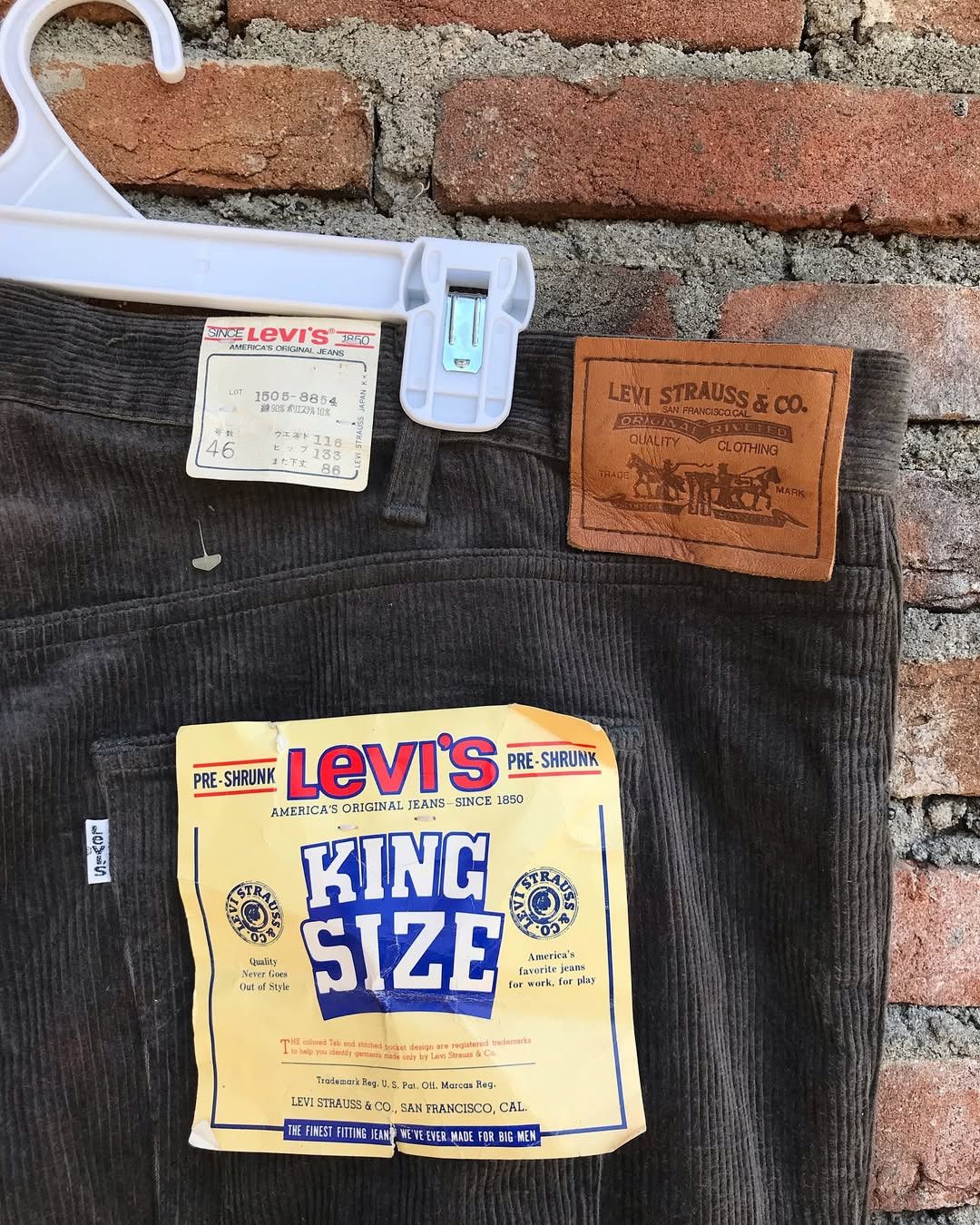 Levi's Very rare Levis big size waist 46 inch Corduroy pants Size US 44 / EU 60 - 7 Thumbnail