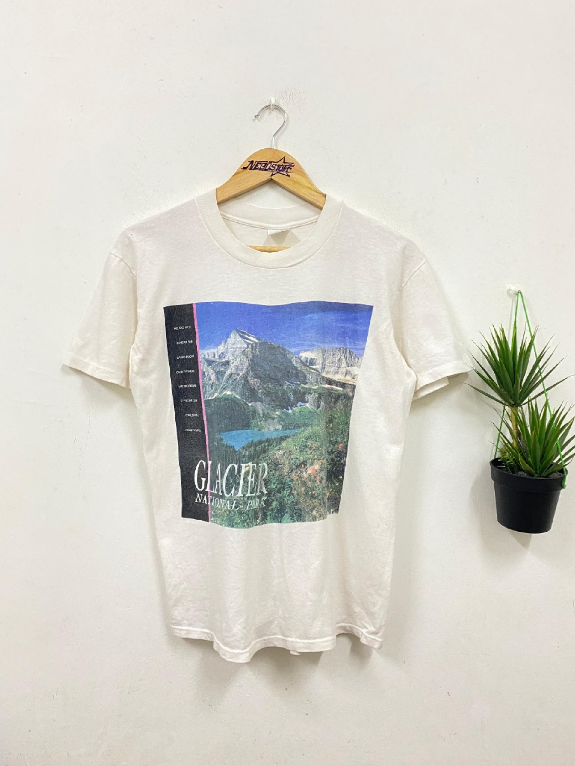 Vintage Vintage 90s Glacier National Park bog photo print t shirt Size US M / EU 48-50 / 2 - 1 Thumbnail