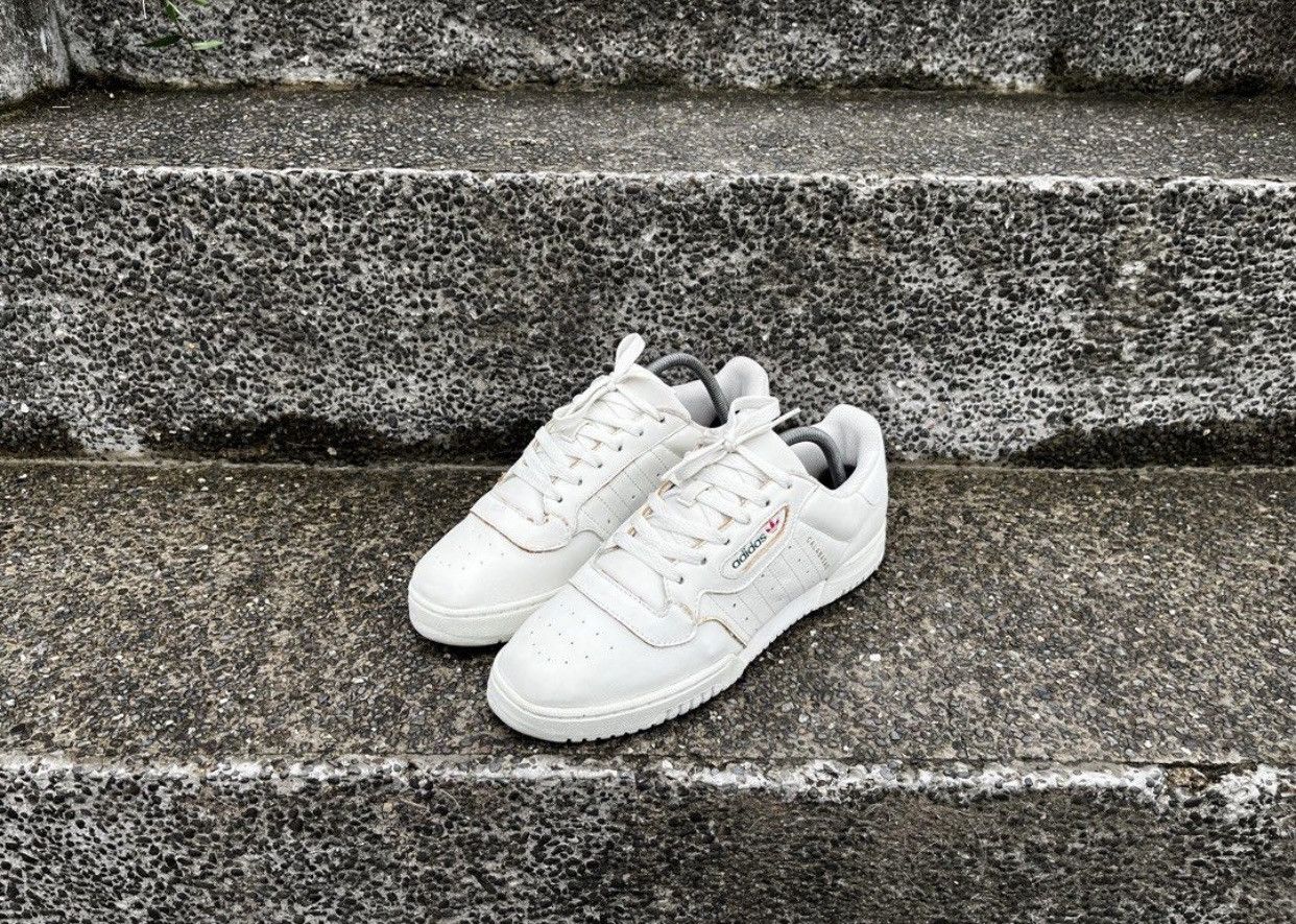Kanye West Yeezy Powerphase calabasas OG cream Size US 9.5 / EU 42-43 - 4 Thumbnail