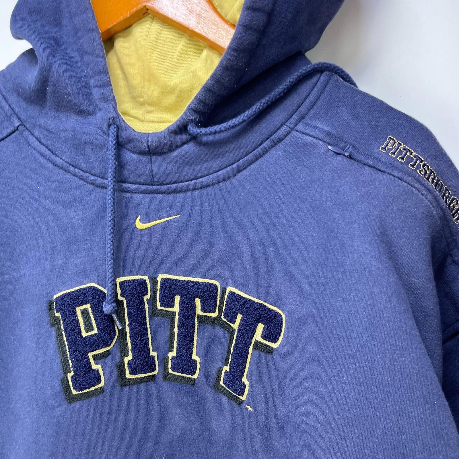 Nike Vintage Nike Pittsburgh Panthers Pitt Swoosh Hoodie 2XL Size ONE SIZE - 3 Thumbnail