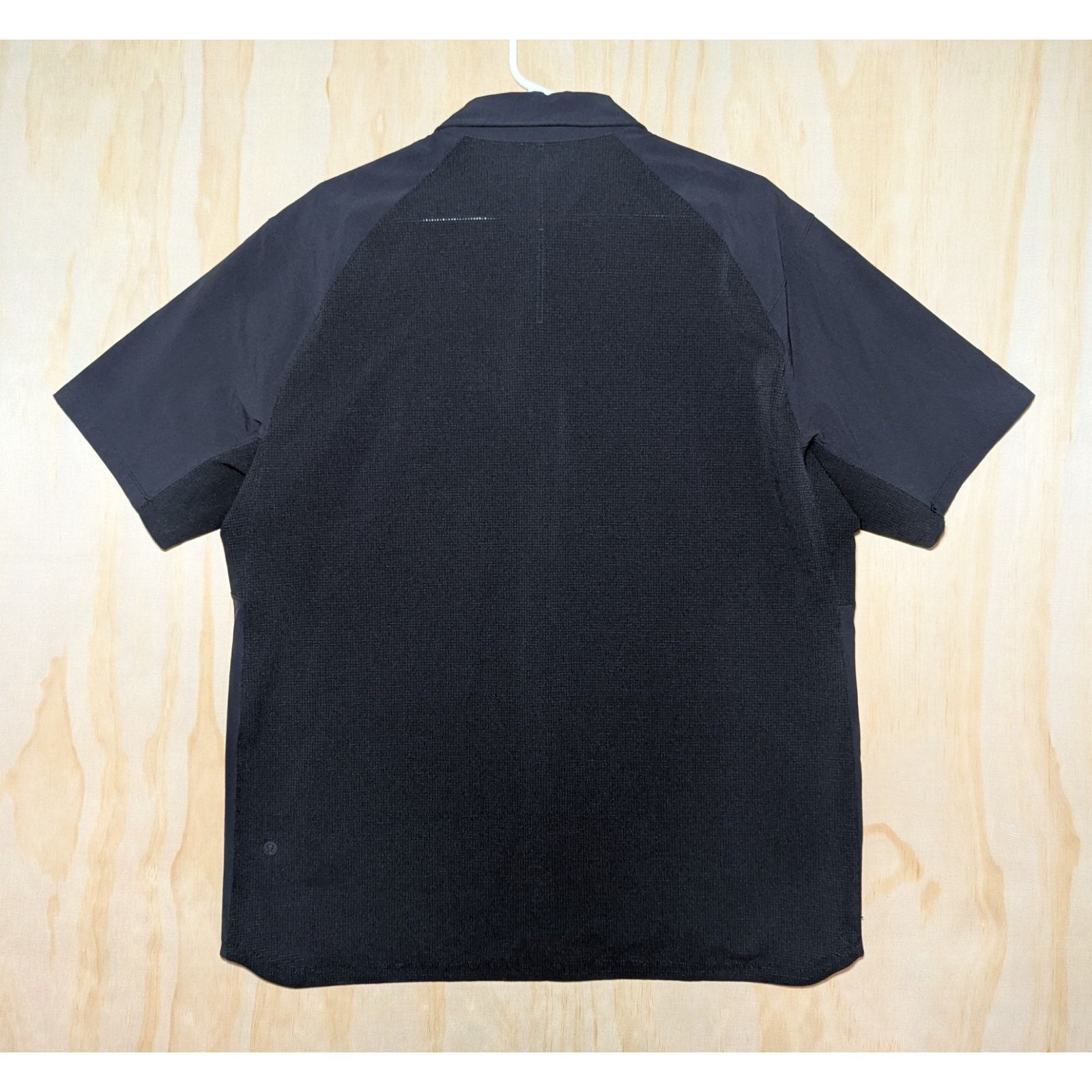 Lululemon Lululemon Men's XL Shirt Black Short Sleeve Snap Button Up Size US XL / EU 56 / 4 - 5 Thumbnail