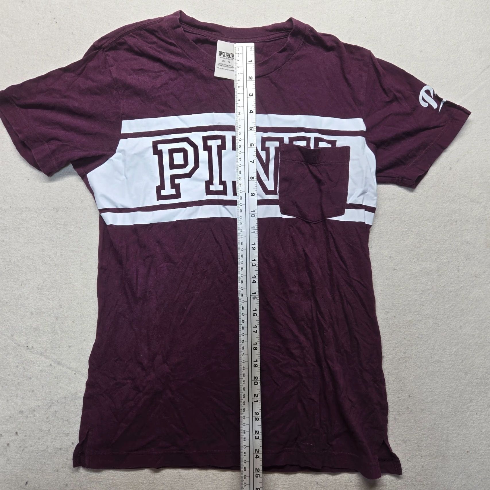 Victoria's Secret VS Pink Victoria's Secret - T-Shirt - Shirt - Adult Women - XS - Purple - Pocket Tee - 90s? (No, avoid new details) Size XS / US 0-2 / IT 36-38 - 5 Thumbnail